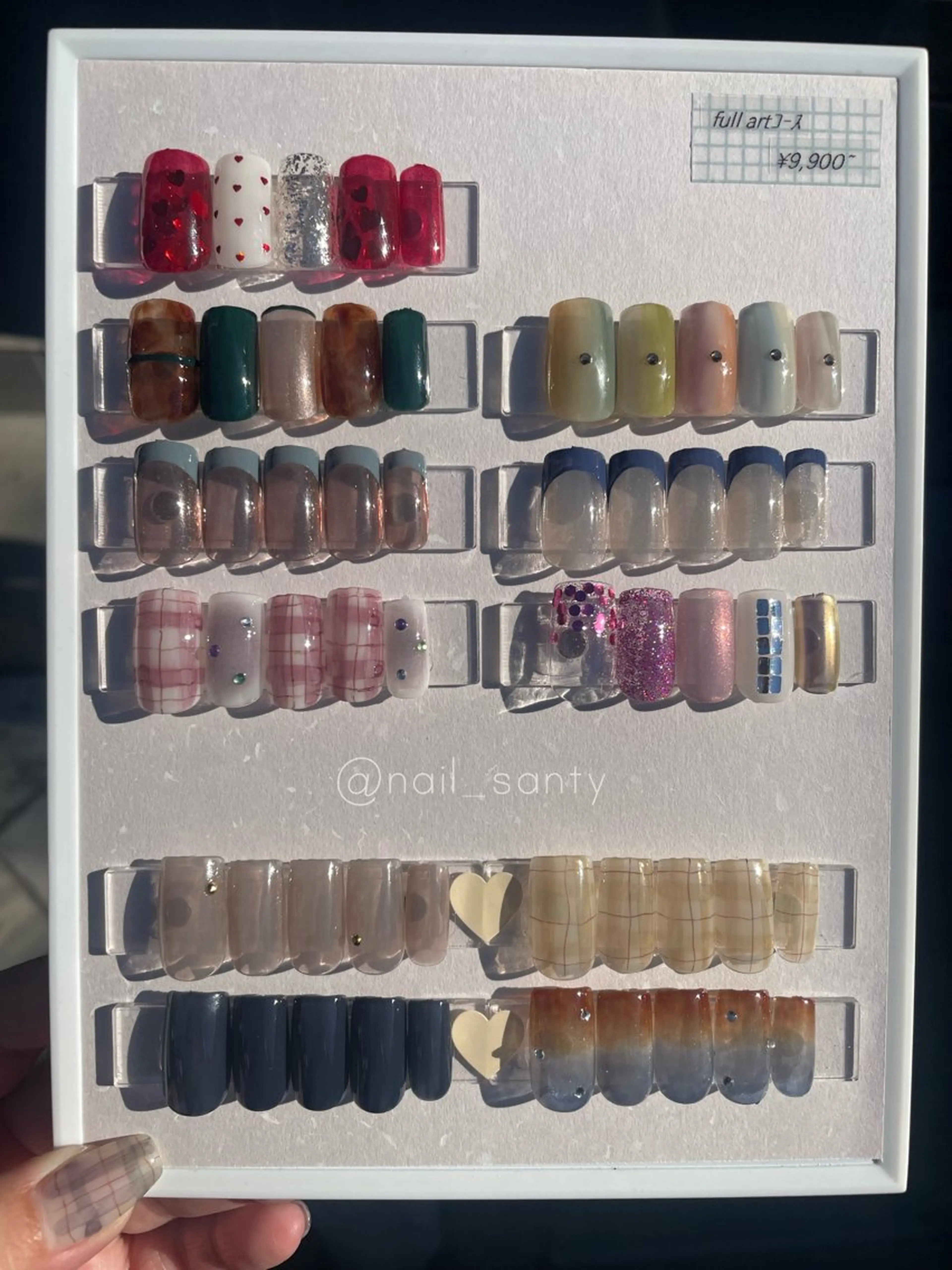 ネイル Nailsalon Santy.のネイルデザイン