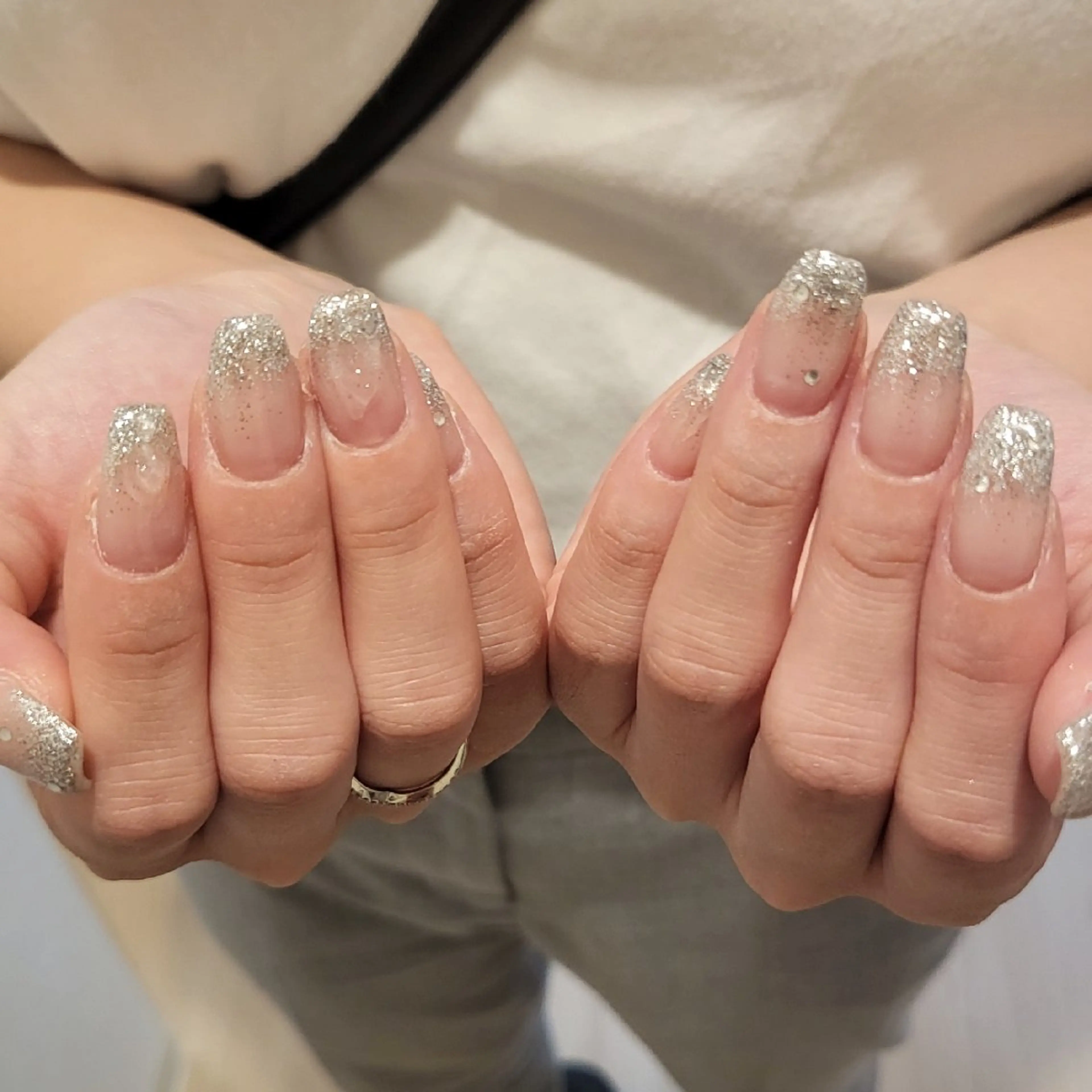 ネイル ハンドネイル フットネイル ハンドケア ease NAIL SALONのネイルデザイン