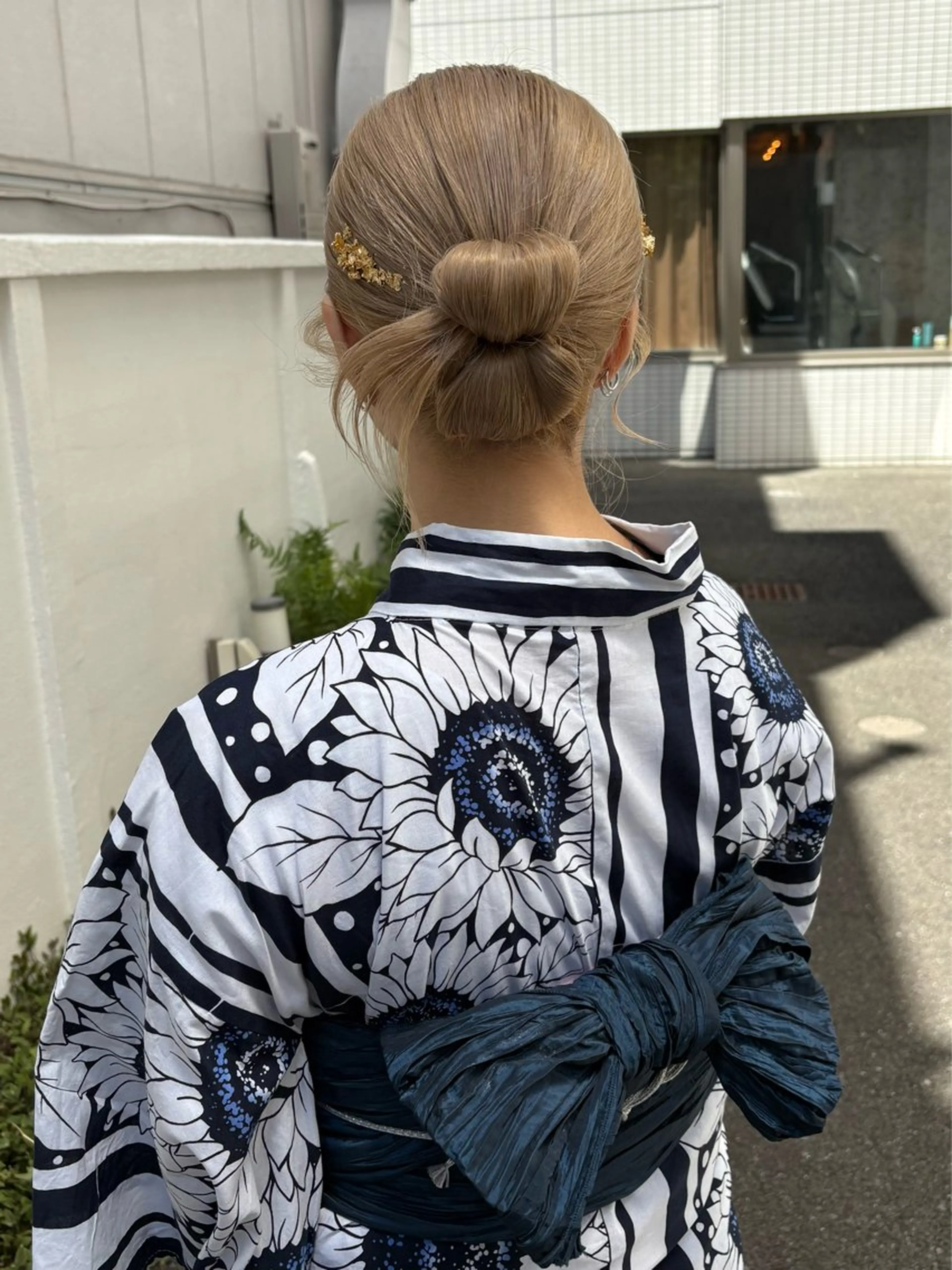 着付け yumemiレイヤー ‎✴︎ 透明感カラーのヘアスタイル