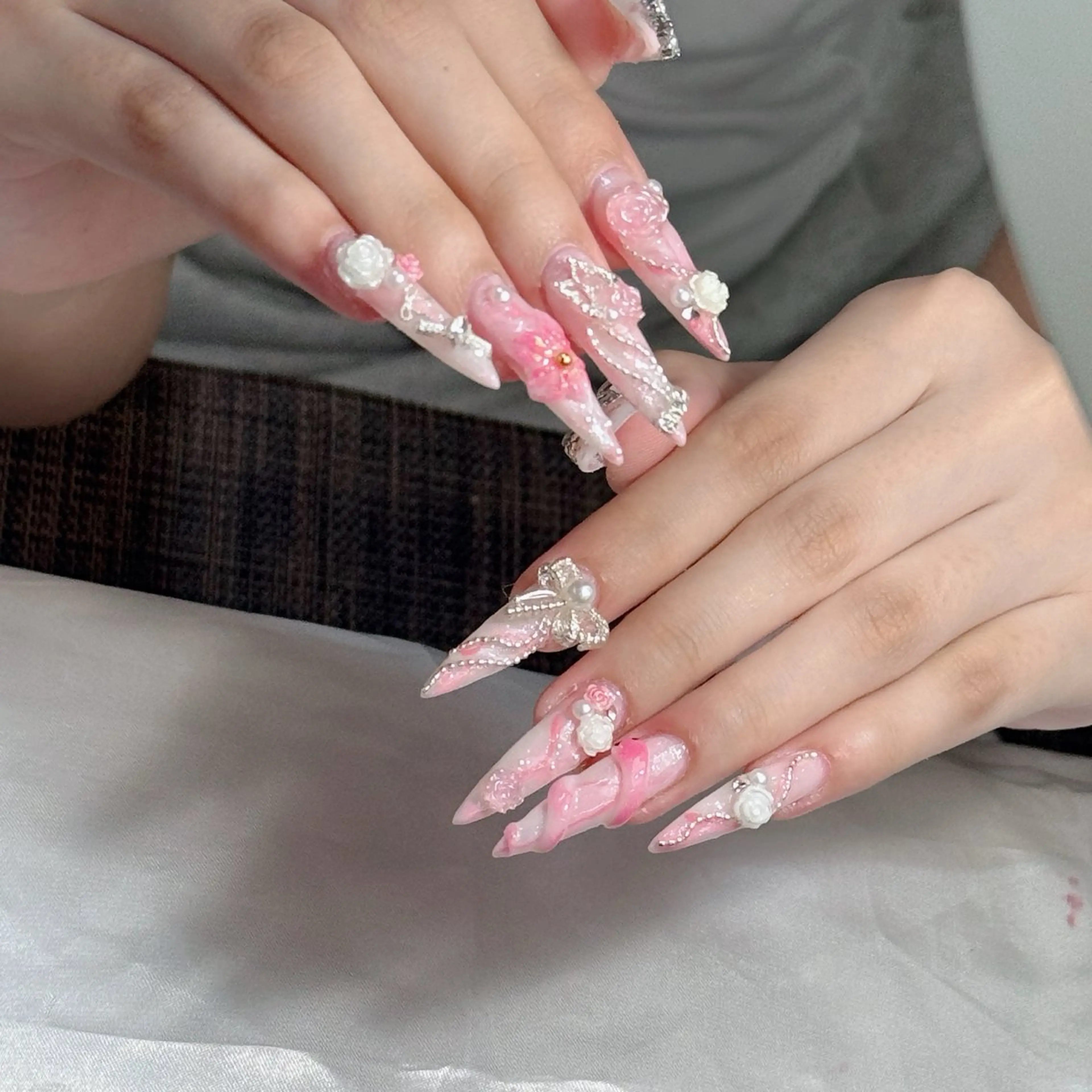 ネイル ジェルネイル 韓国ネイル マグネットネイル ネイルチップ 冬ネイル ハンドネイル Lenie Nailのネイルデザイン