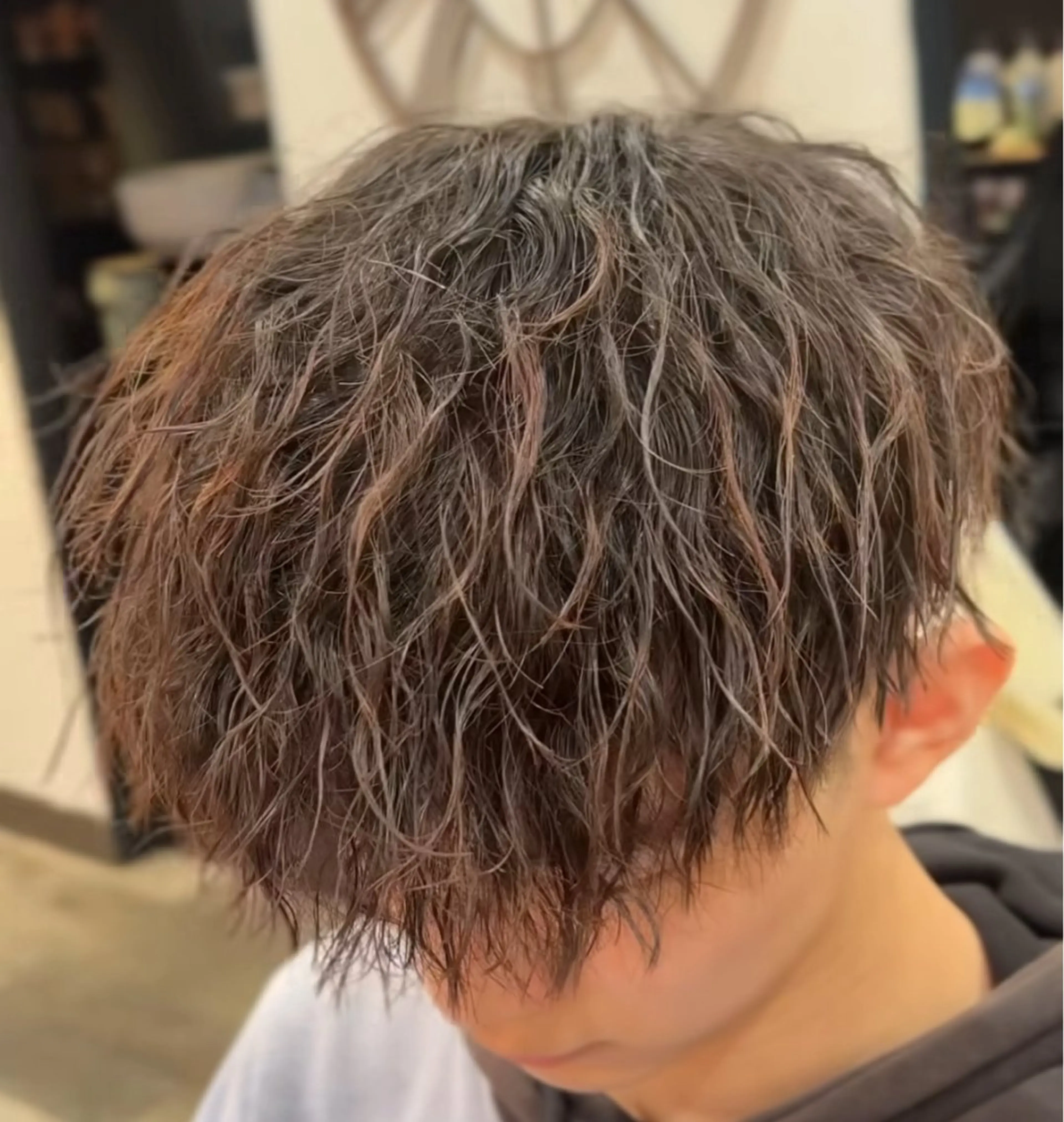 ショート パーマ メンズ マッシュ 刈り上げ カット パーマ TWIST windbycielのヘアスタイル