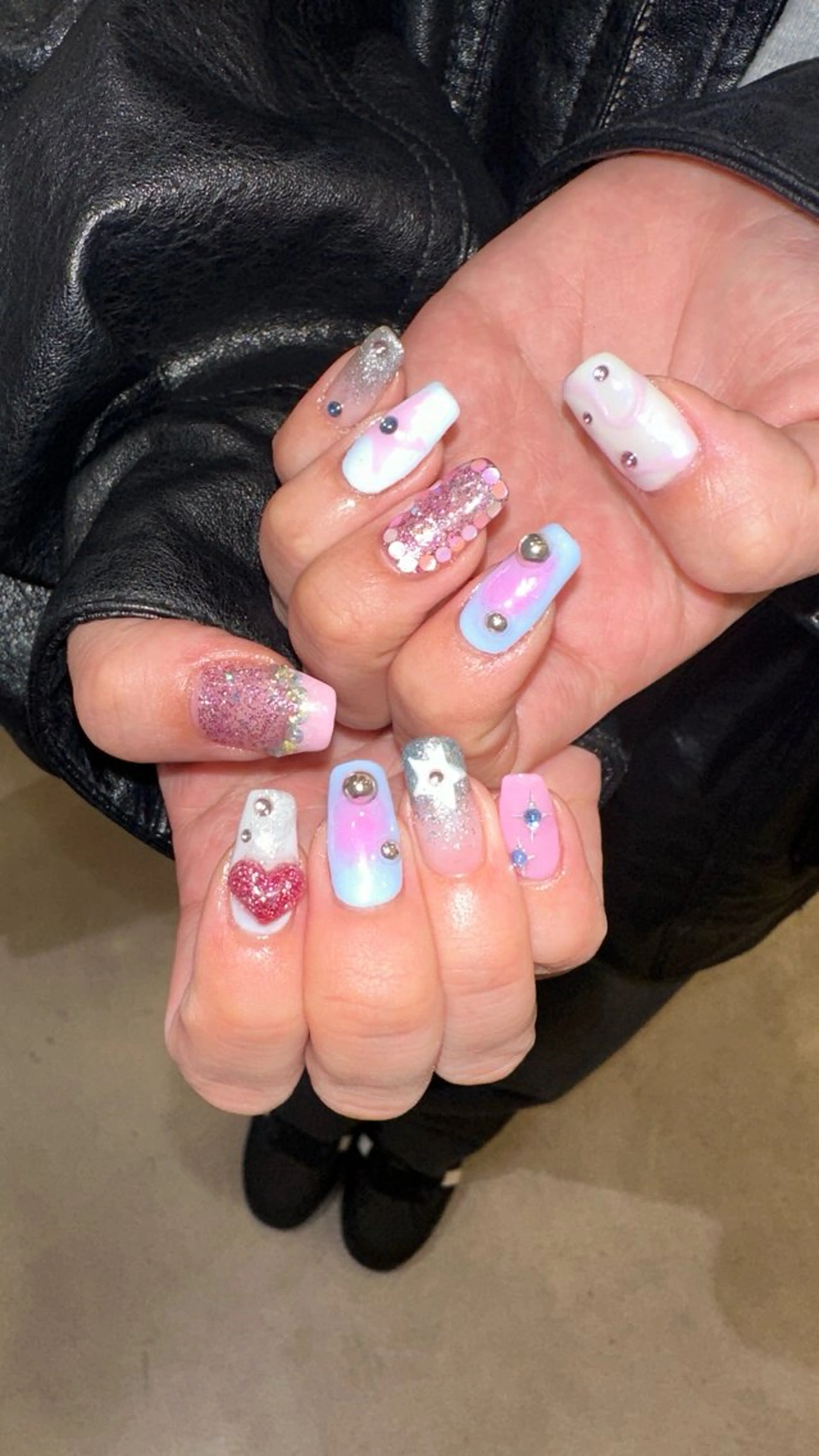 ネイル ハンドネイル ハンドケア 👽個性派ネイル🎀 komachiのネイルデザイン