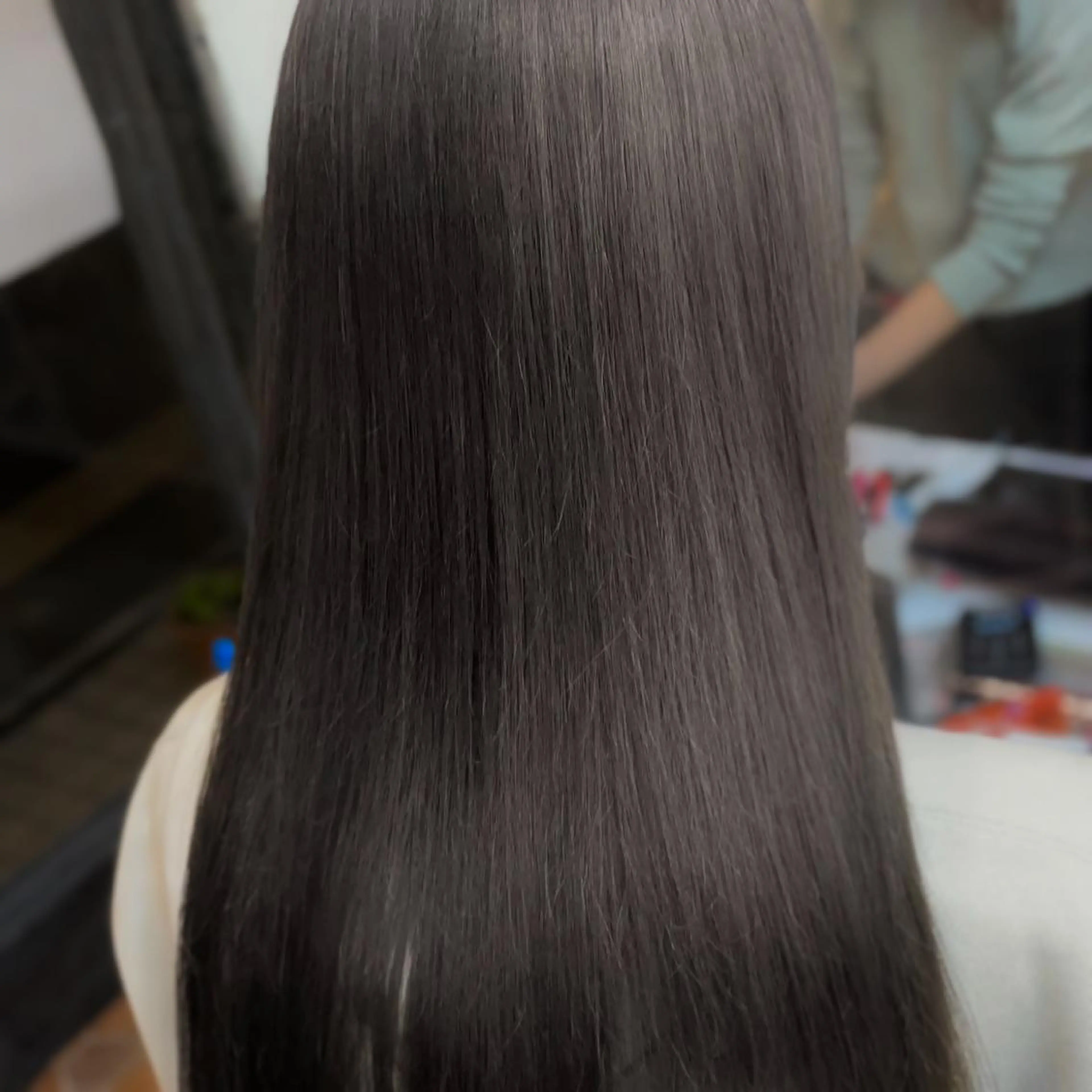 ロング カラー グレージュ ハイトーンカラー ハイトーングレージュ メンズパーマ 本多のヘアスタイル