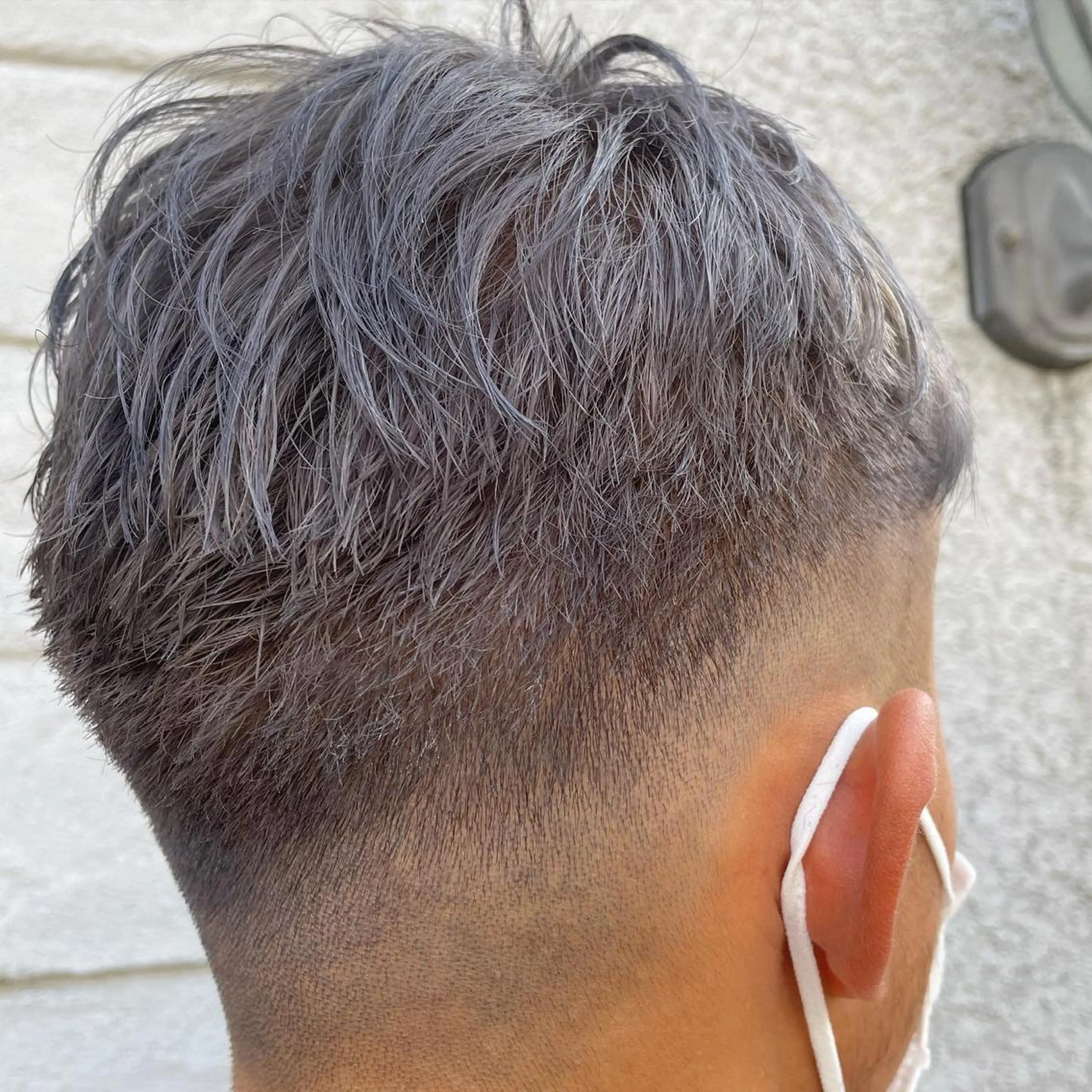 カラー アッシュ ブリーチ 大賀 チサトのヘアスタイル
