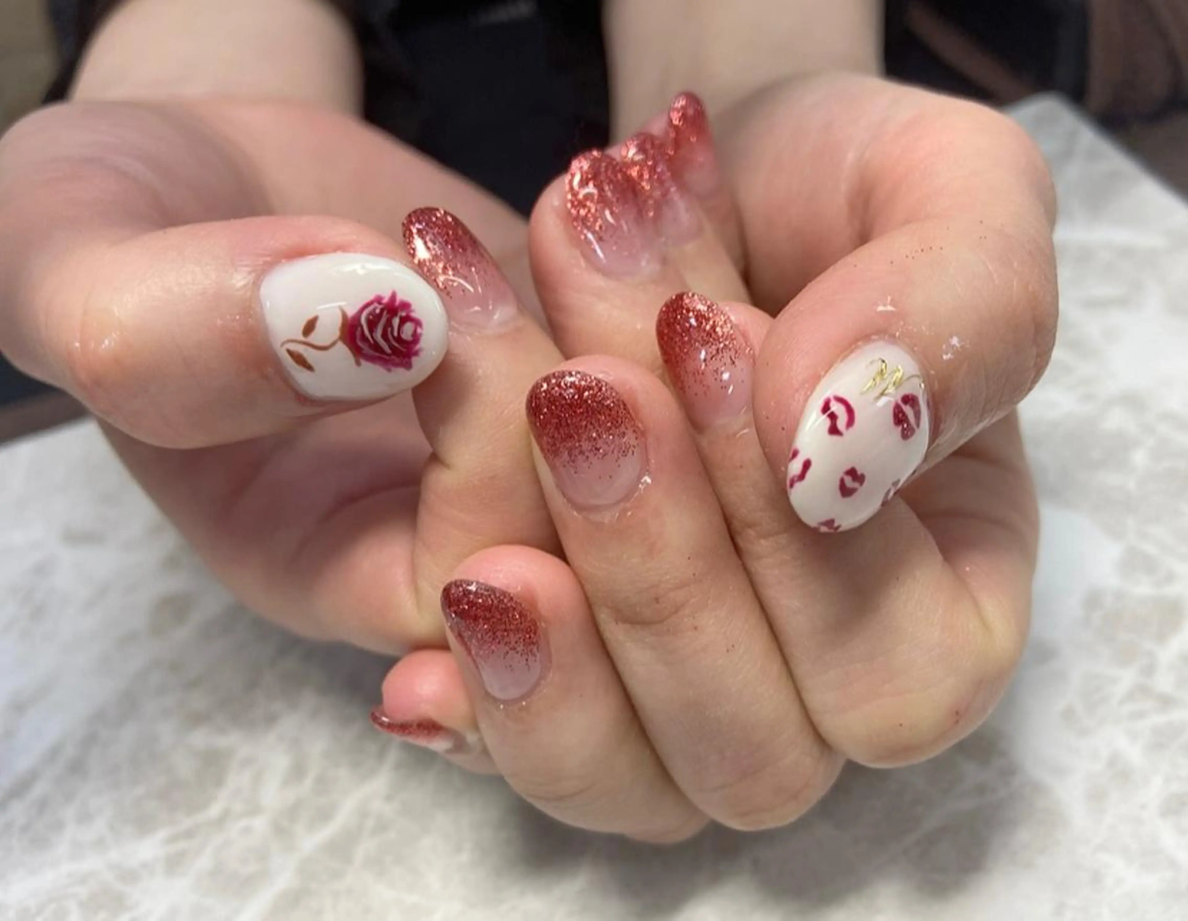 ネイル 赤色 🧸熊谷 かほ🧸のネイルデザイン