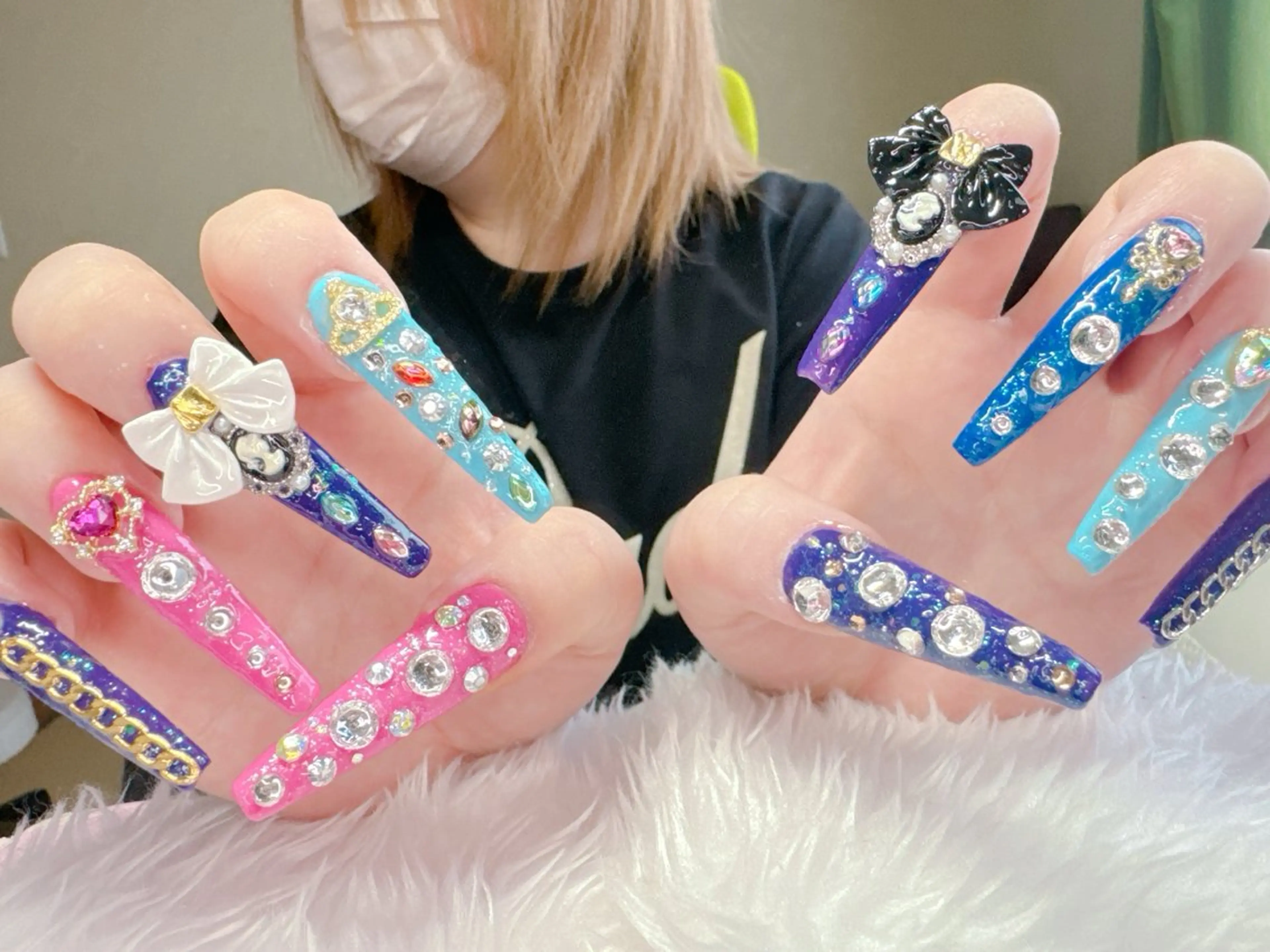 ネイル ロングネイル ハンドネイル ハンドケア ネイルサロン HARRYS所属・ネイル･脱毛サロン HARRYSのネイルデザイン