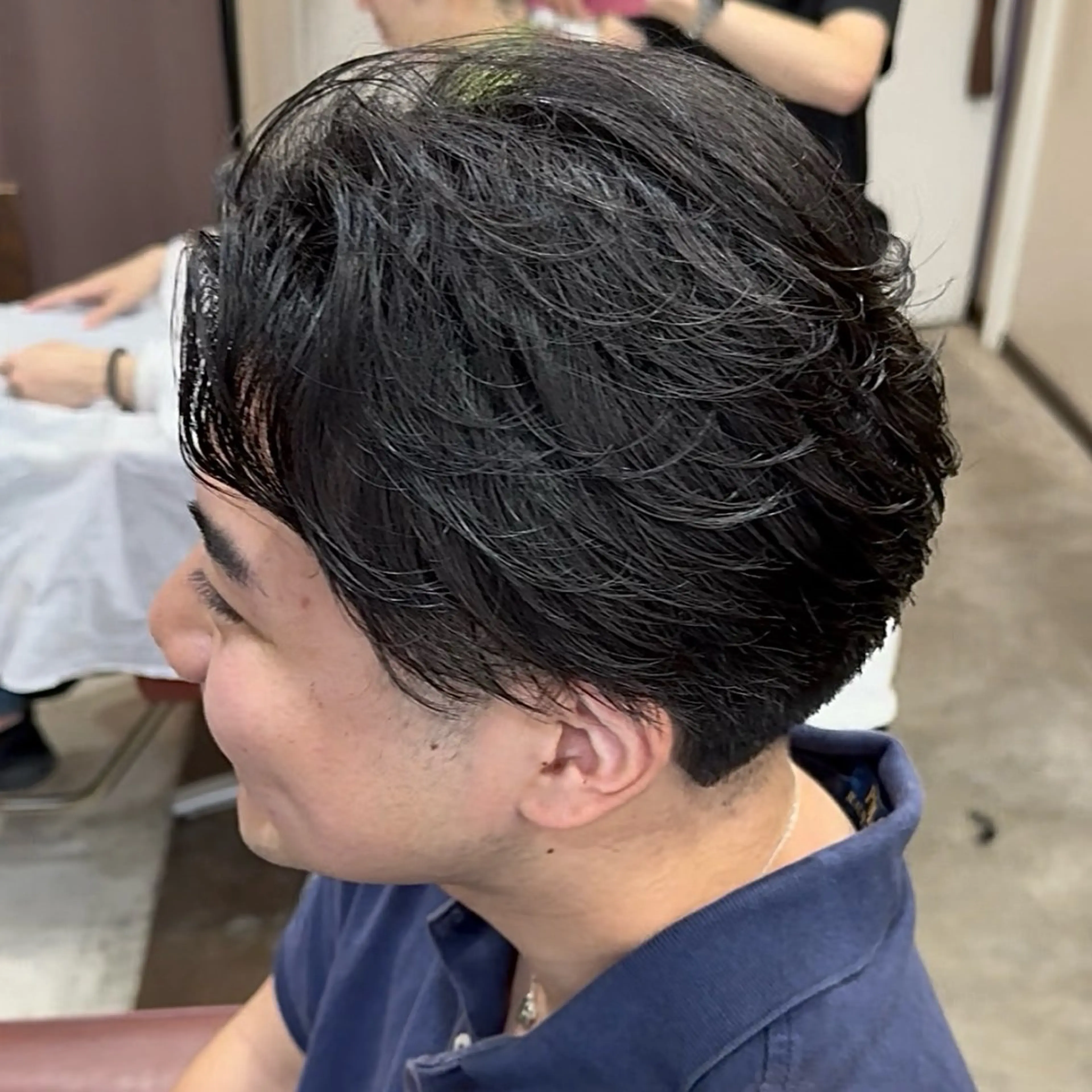 パーマ メンズ フェザーパーマ メンズパーマ カット パーマ 波巻き|シャドウ| サーフカール|RYUのヘアスタイル