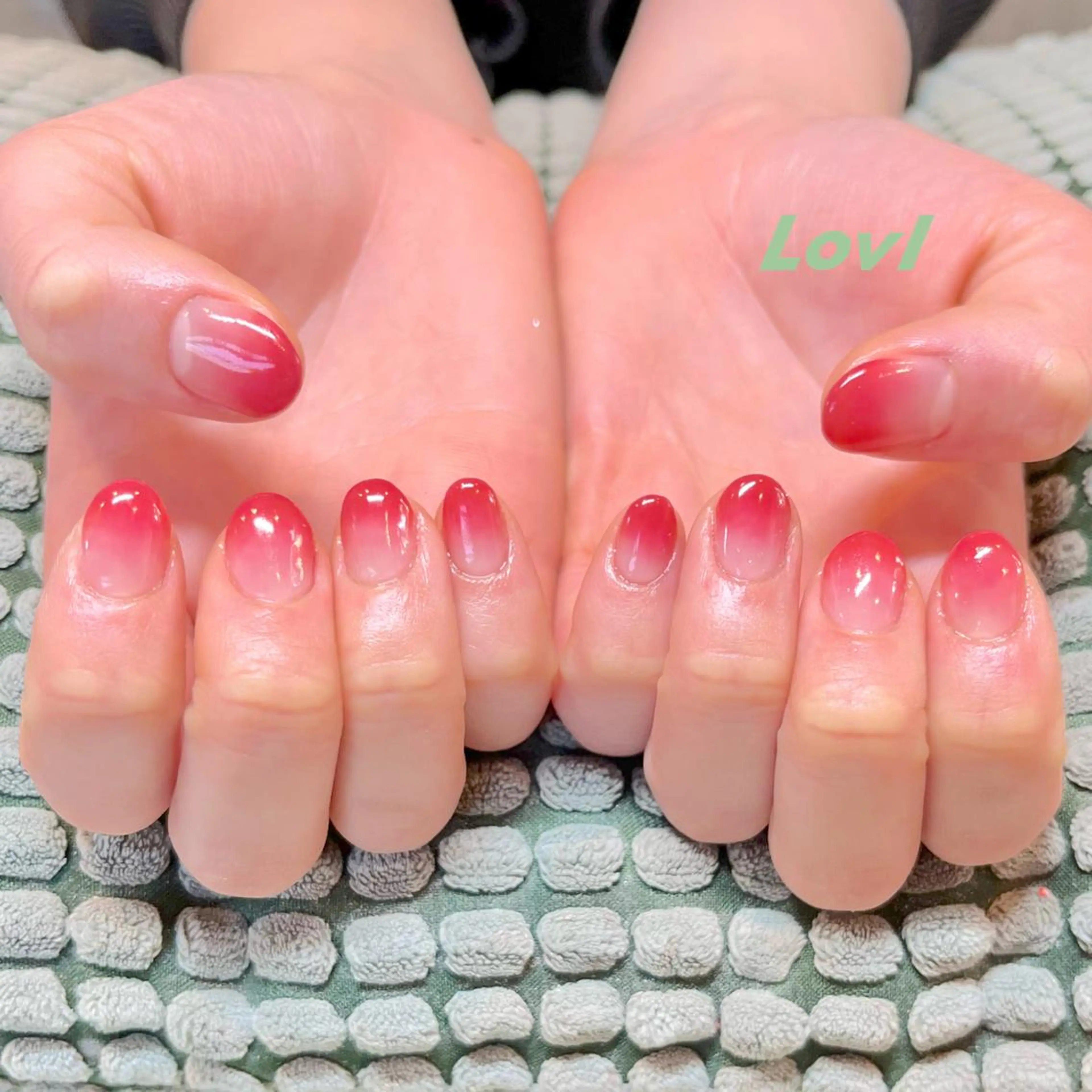 ネイル グラデーション Lovl nailistのネイルデザイン