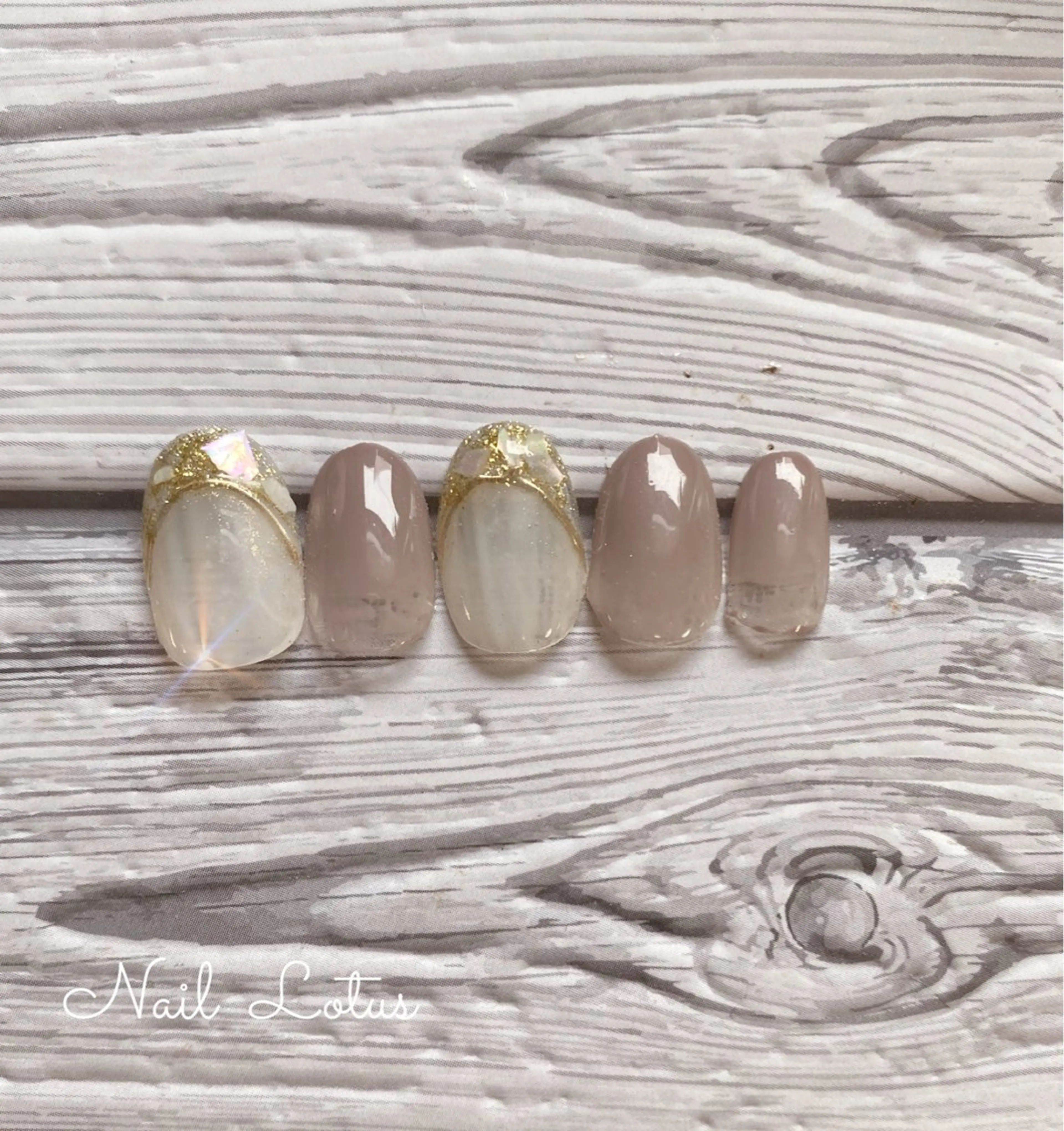ネイル ハンドネイル Lotus 🌸のネイルデザイン