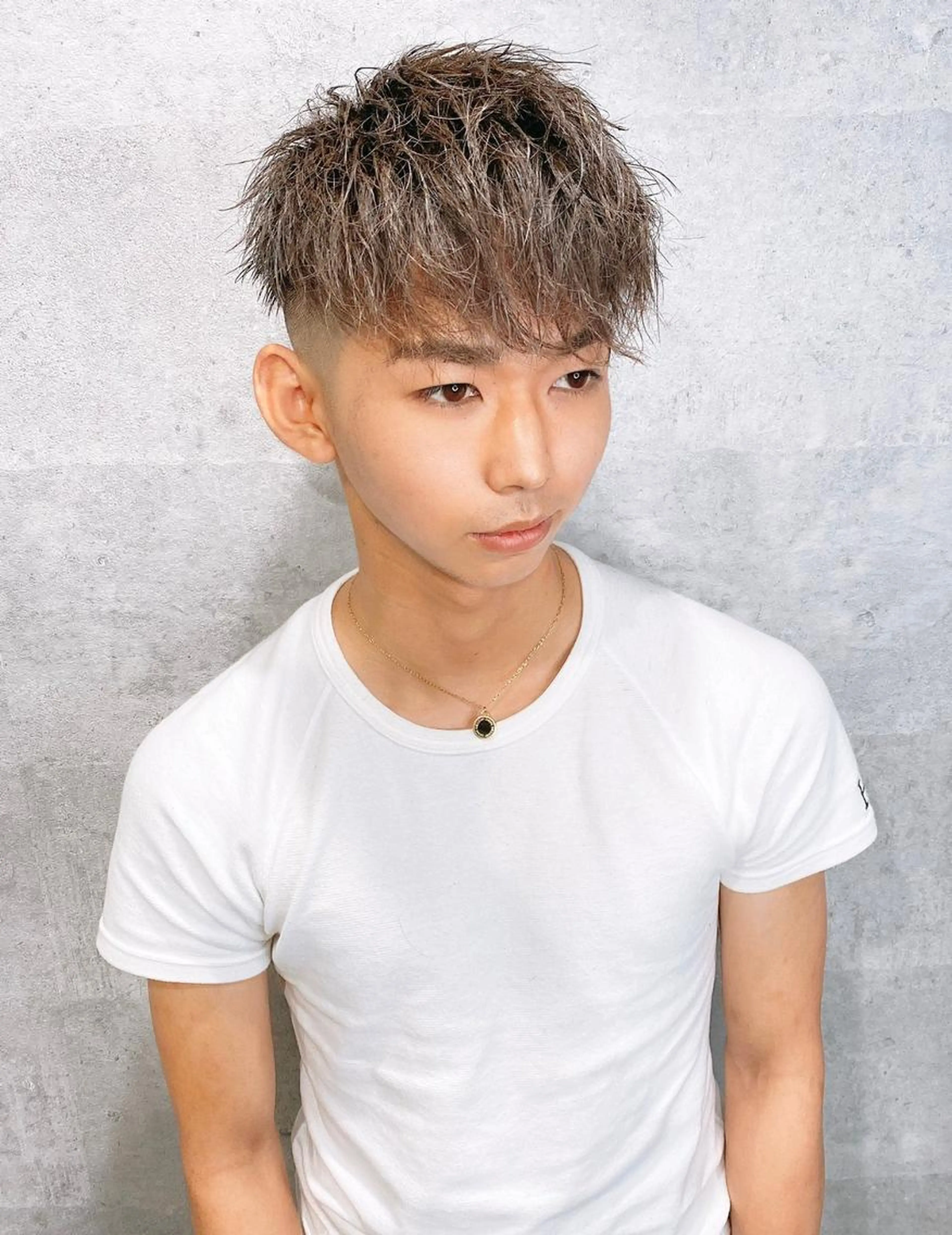 【メンズ専】メンズカット + フルカラー + 眉カット + マイクロバブル/ ¥7500の写真