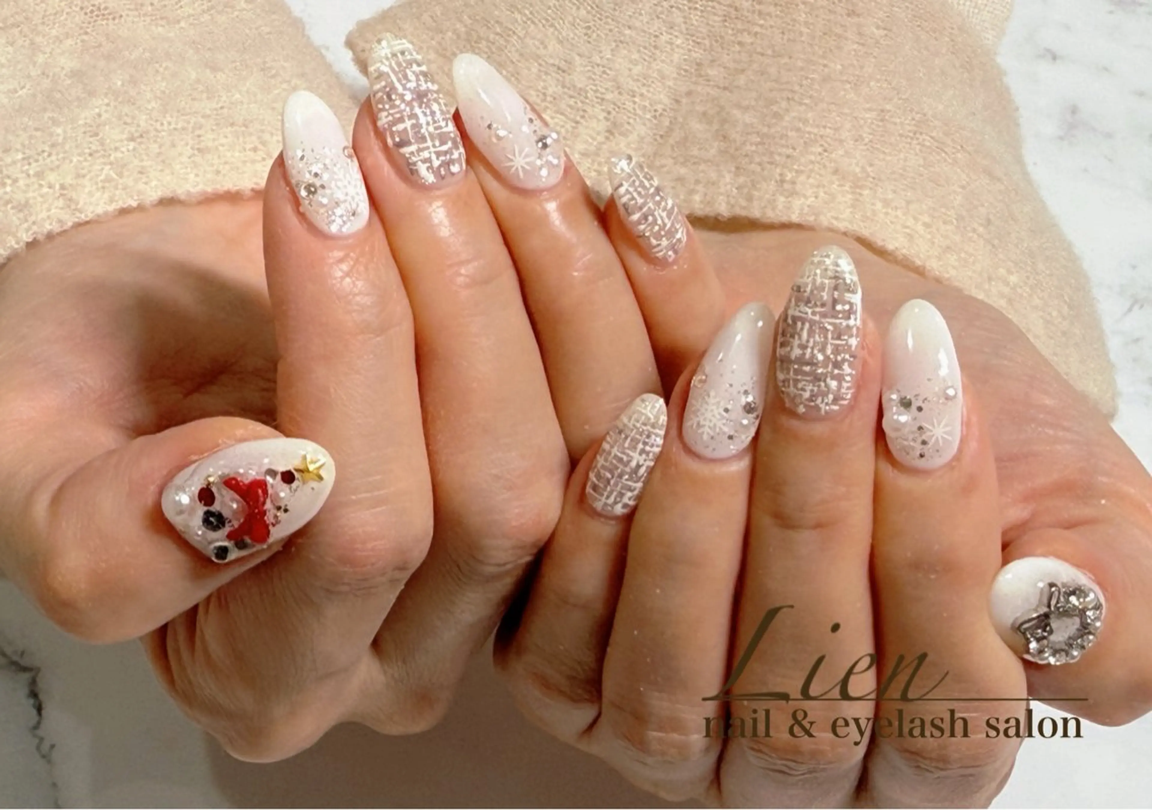 ネイル 長さ出し フットネイル フレンチネイル ジェルネイル ガラスフレンチ ハンドネイル Lien（リアン） 銀座駅6分のネイルデザイン