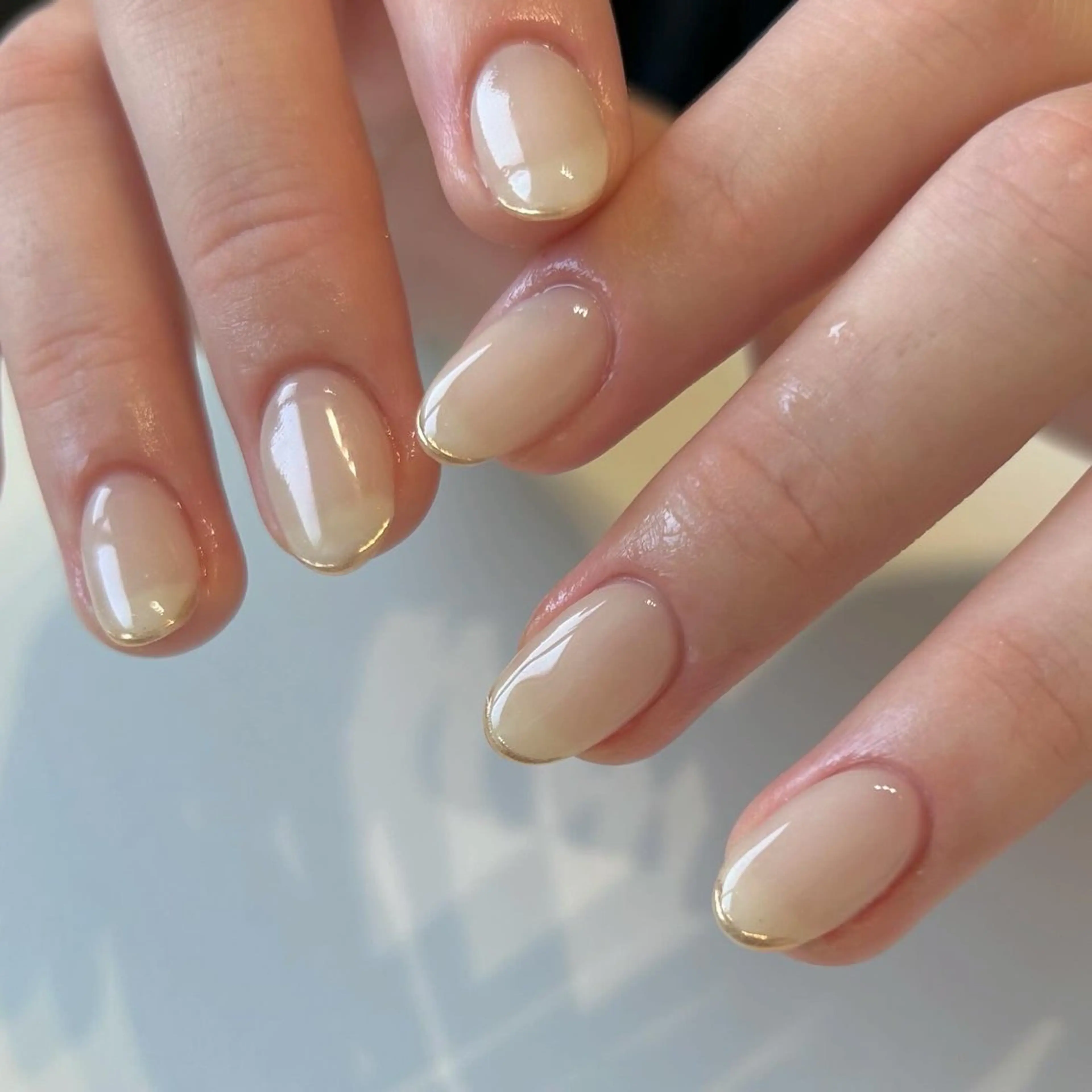 ネイル ミラーネイル tenoteno nailのネイルデザイン