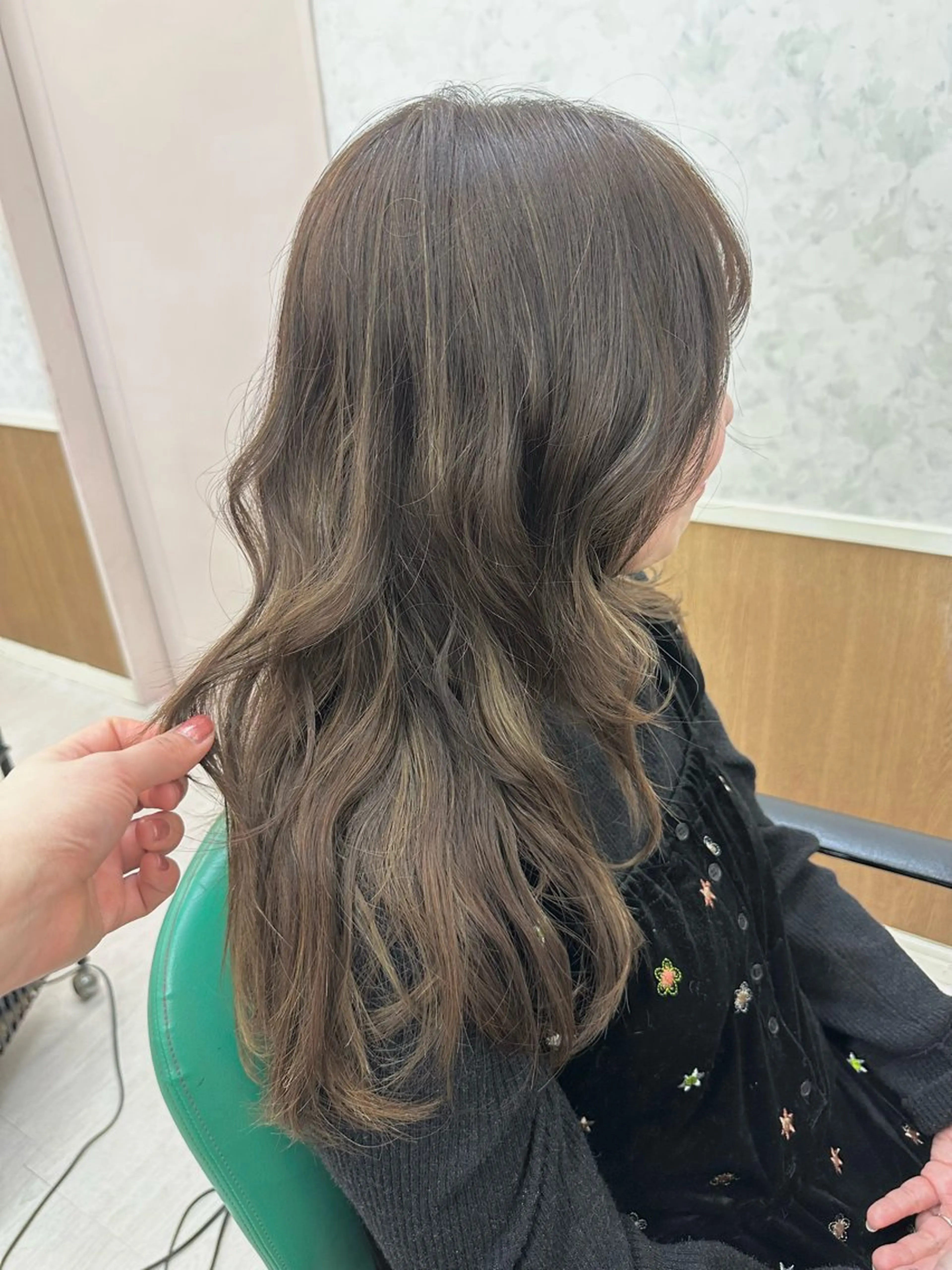 ロング カラー カット ヘアカラー トリートメント 髪質改善のプロ✨りな さんのその他イメージ