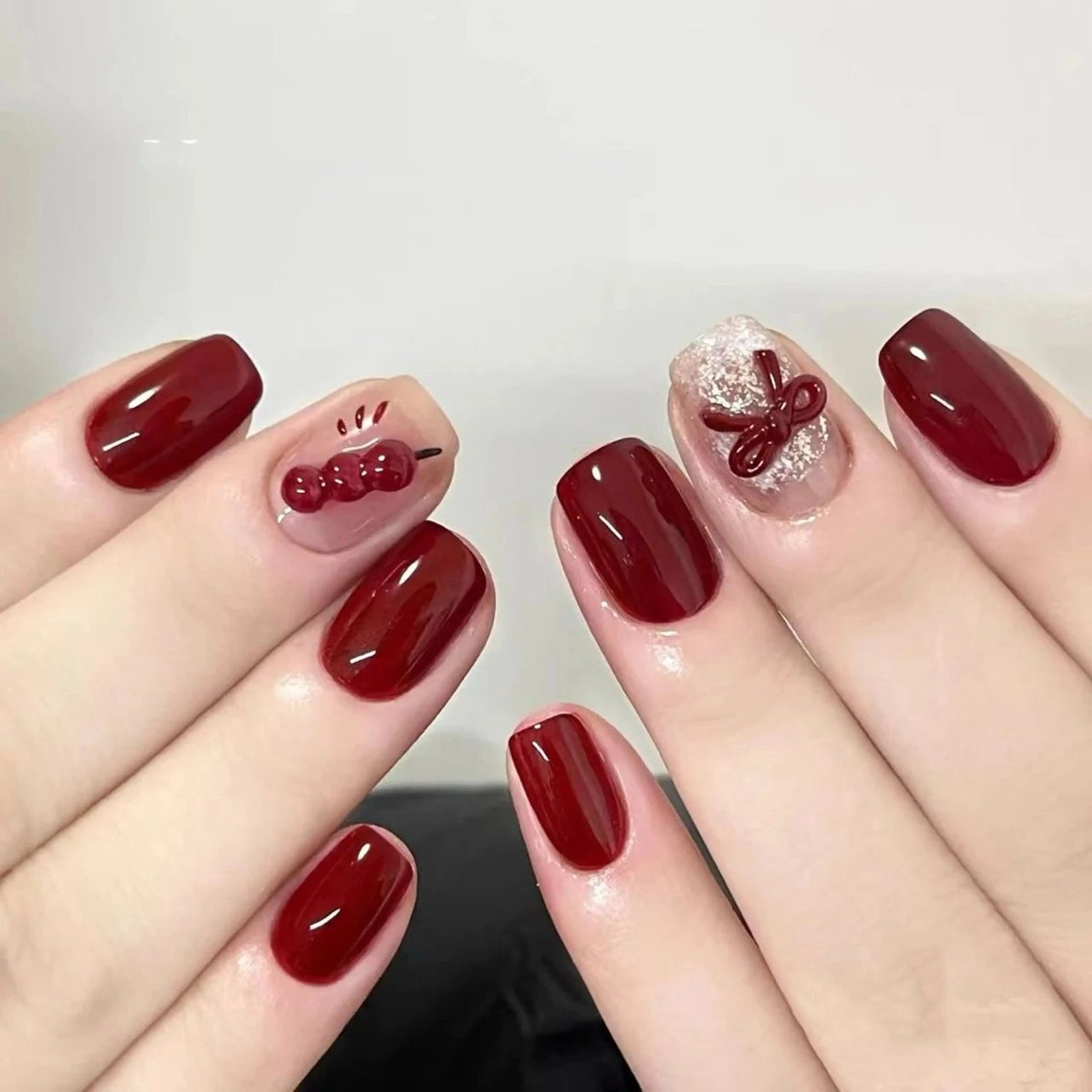 🉐ジェルデザイン💅2本アート・パーツ付け放題💚❤️💛の写真
