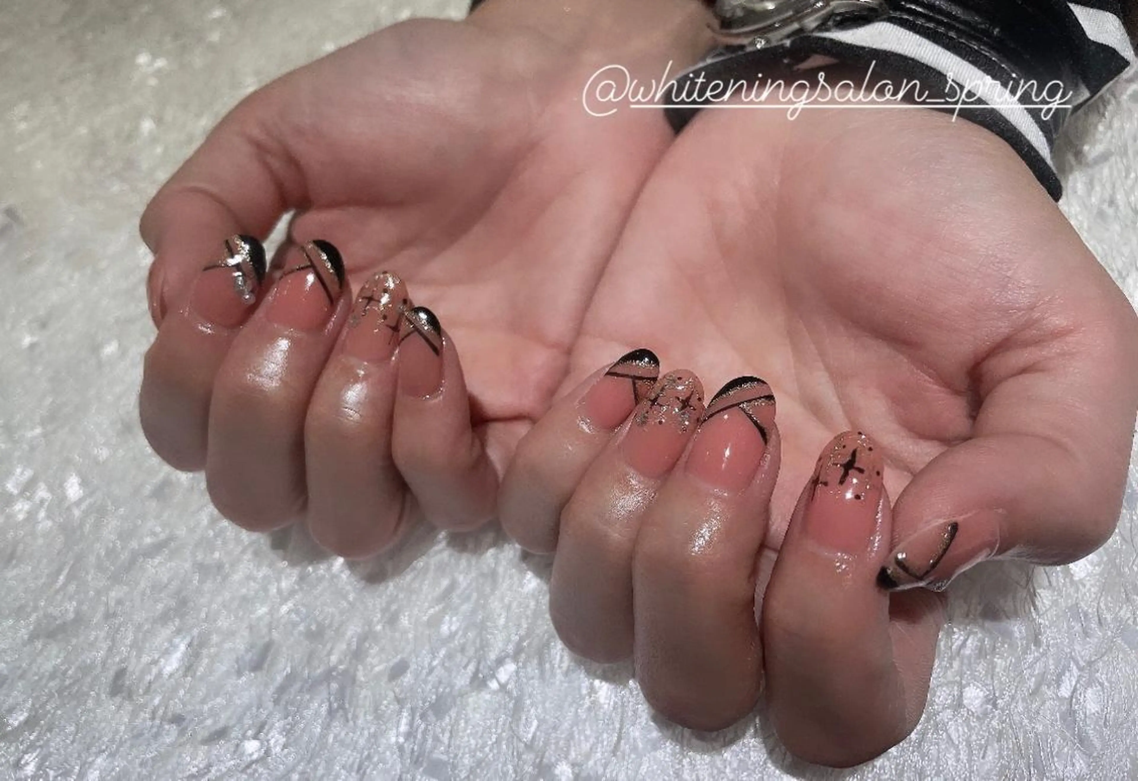 ネイル ニュアンスネイル Nakao Hitomiのネイルデザイン