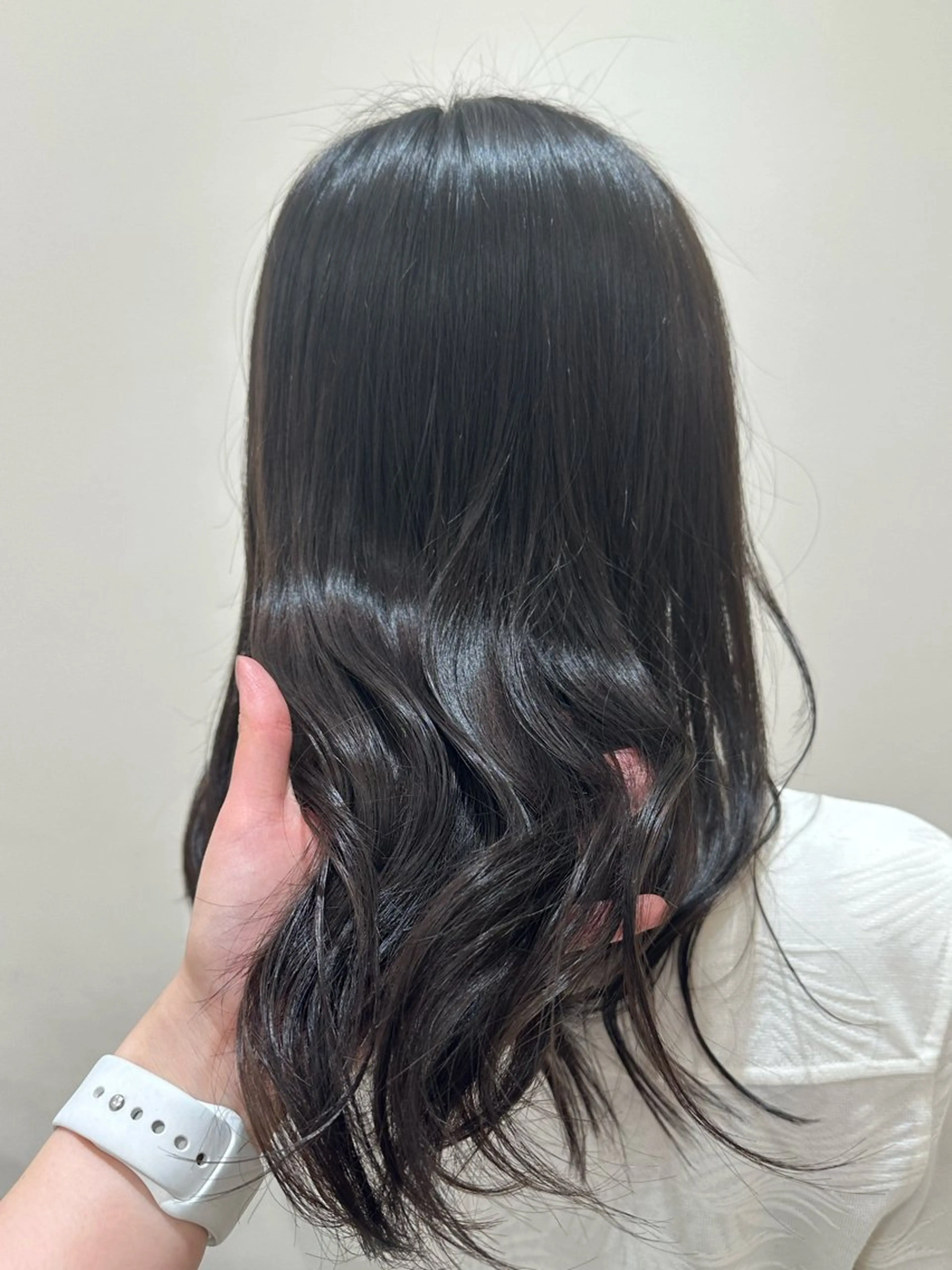 ミディアム カラー ヘアアレンジ ヘアカラー トリートメント ヘッドスパ カチモリ個性派カラー AKANE❤️‍🔥のヘアスタイル
