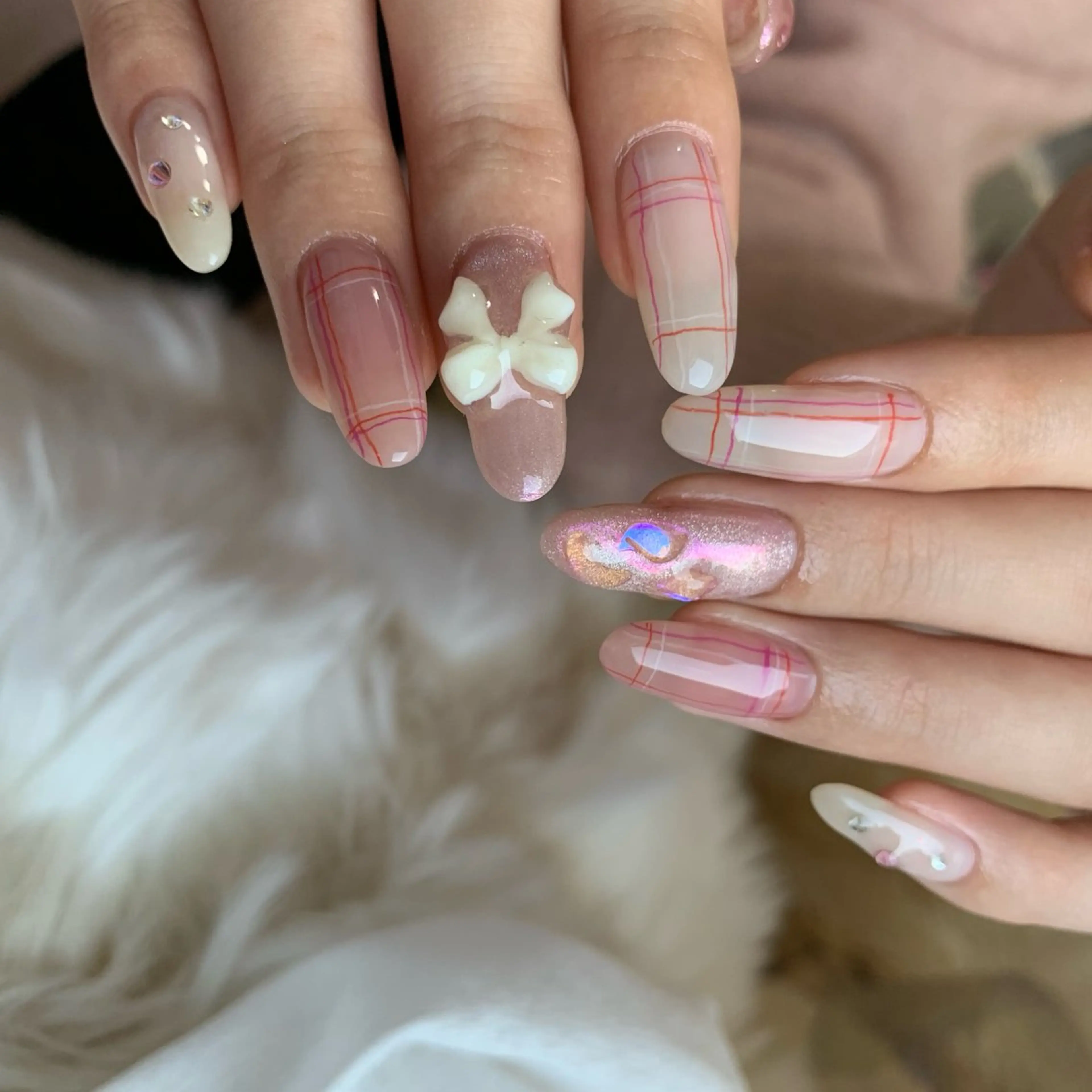 ネイル ジェルネイル パラジェル リボン feliseey 〘フェリシー 〙のネイルデザイン