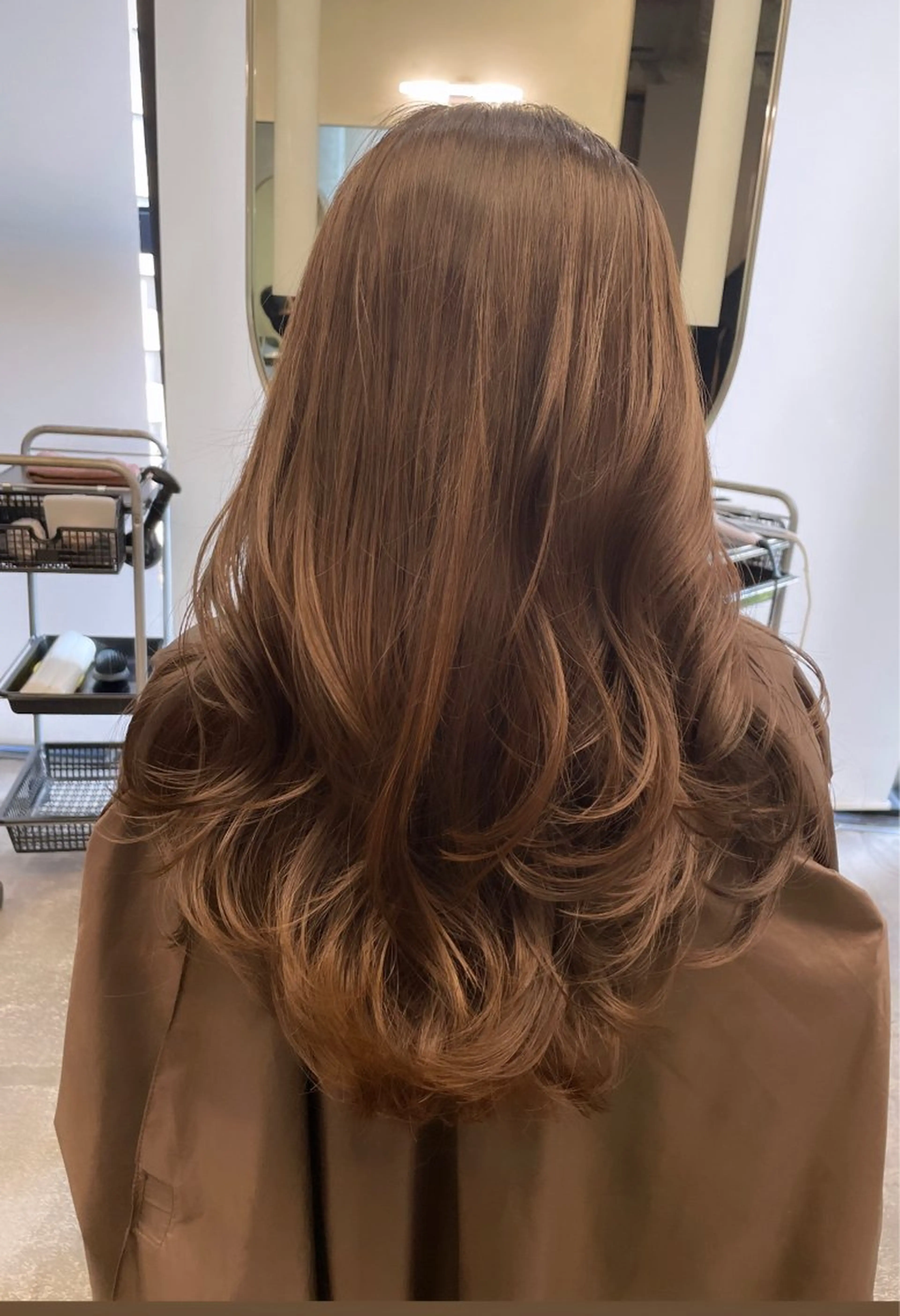 ミディアム カット ヘアカラー 韓国ヘア🦋レイヤー 小林優のヘアスタイル