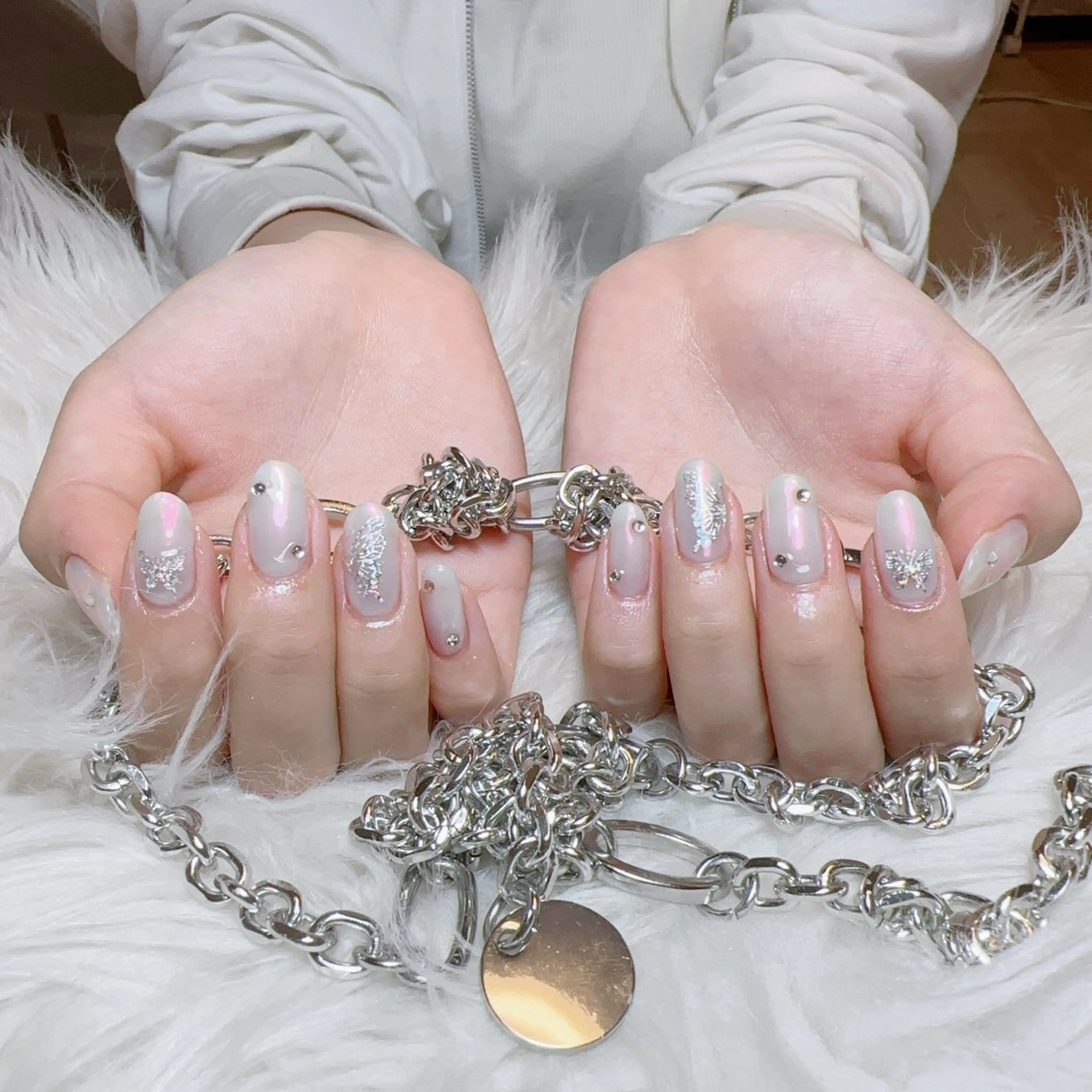 ネイル ハンドネイル ☁️Yun nail KiKi☁️のネイルデザイン