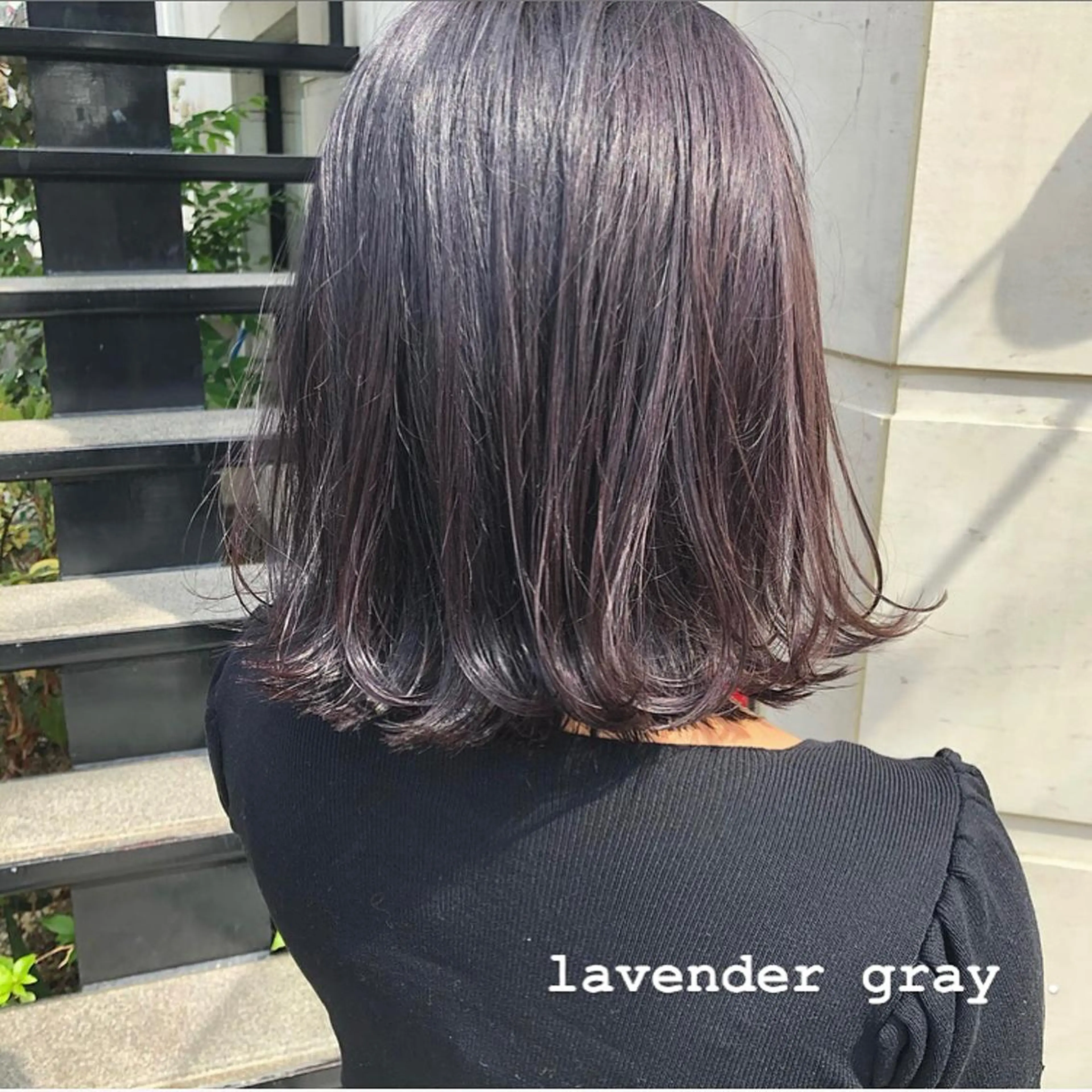 セミロング カラー パーマ ヘアアレンジ ネイル マツエク・マツパ グレージュ ラベンダーカラー ラベンダーグレージュ ラベンダーグレー トレンド眉🌈✨ arisaの眉毛・アイブロウイメージ