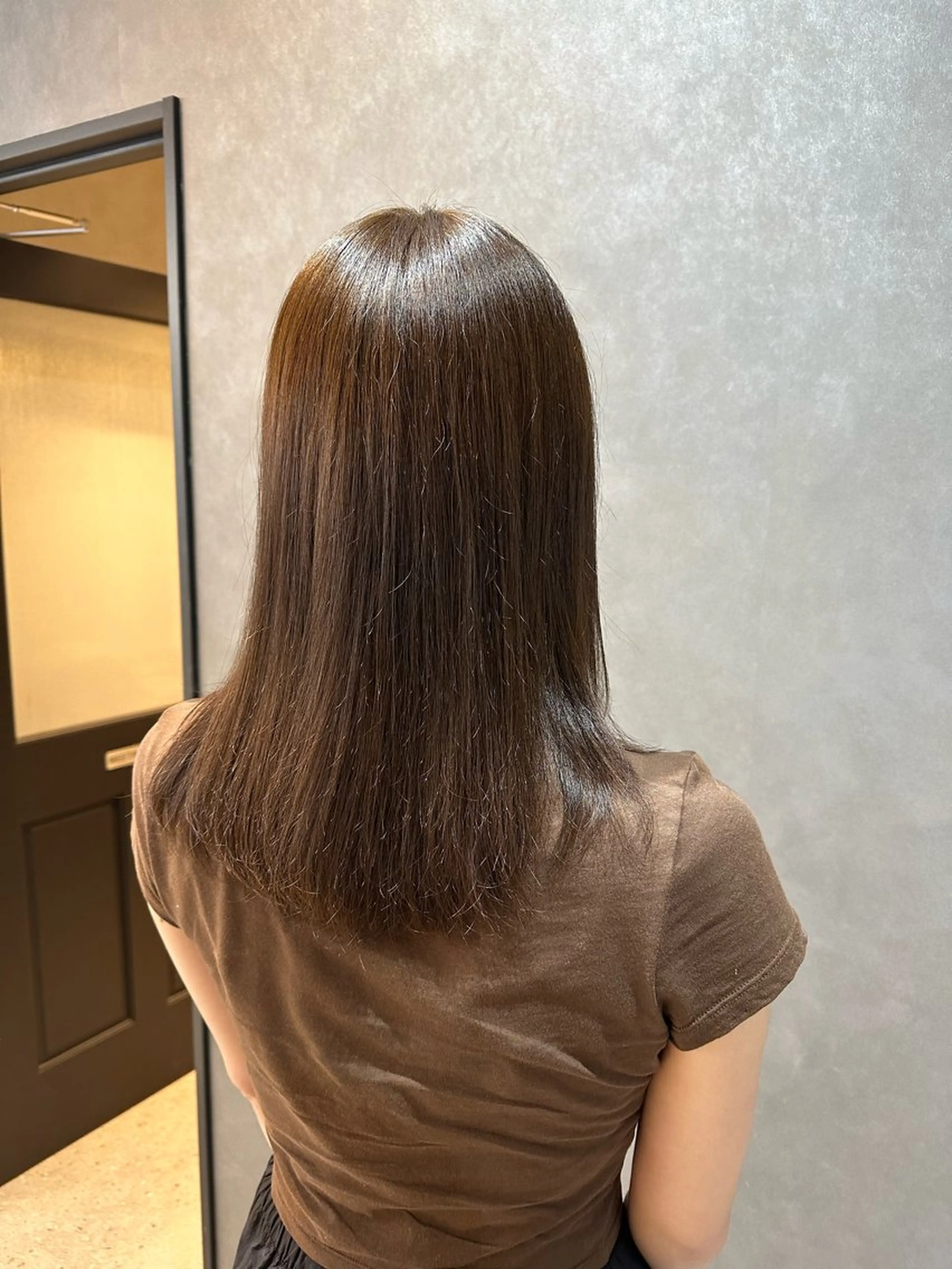 セミロング 縮毛矯正 メンズモデル募集中 <石川愛莉>のヘアスタイル