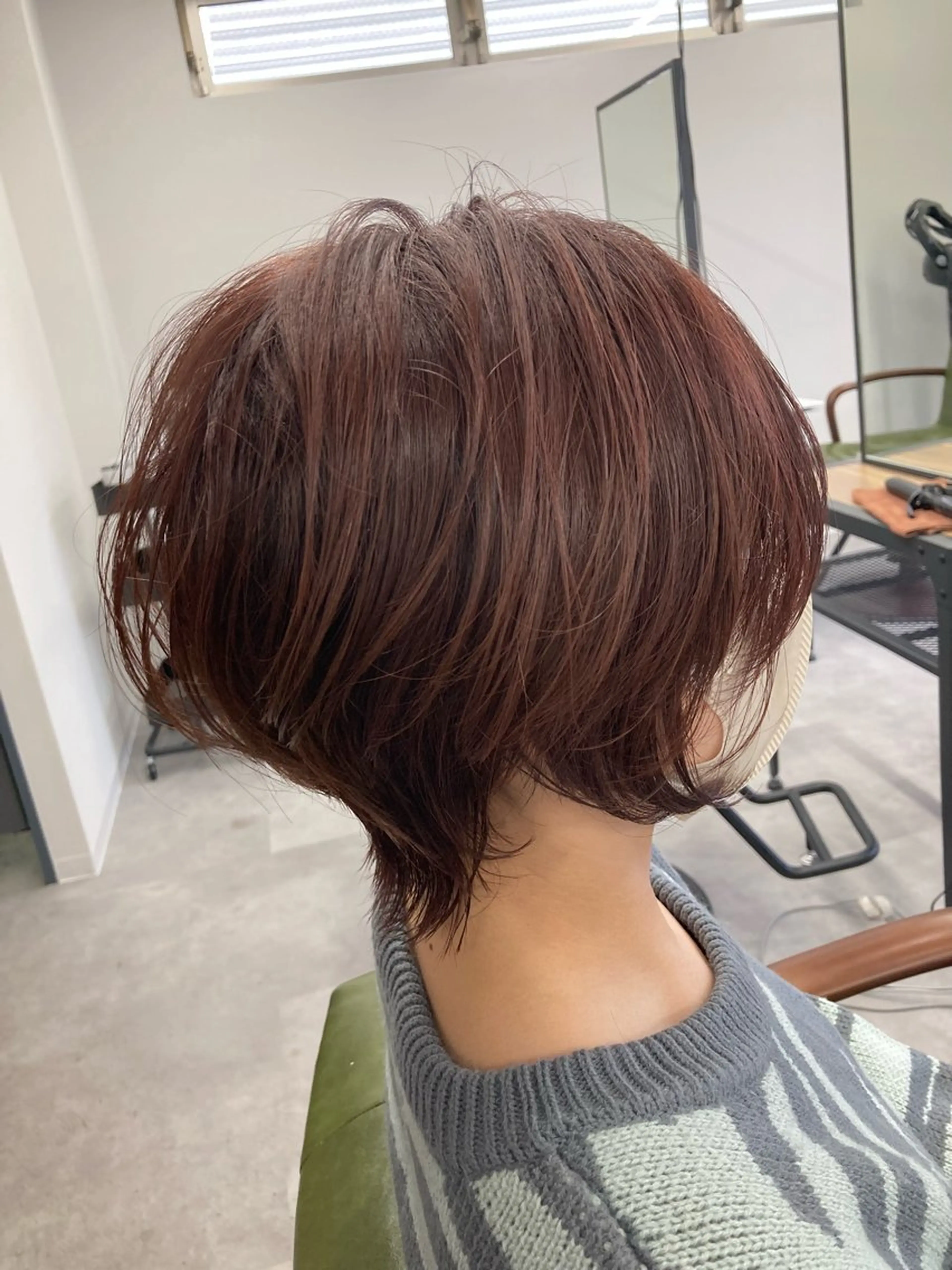 ショート カラー ショートヘア ウルフカット カット ヘアカラー トリートメント SHAFT Ieiriのヘアスタイル