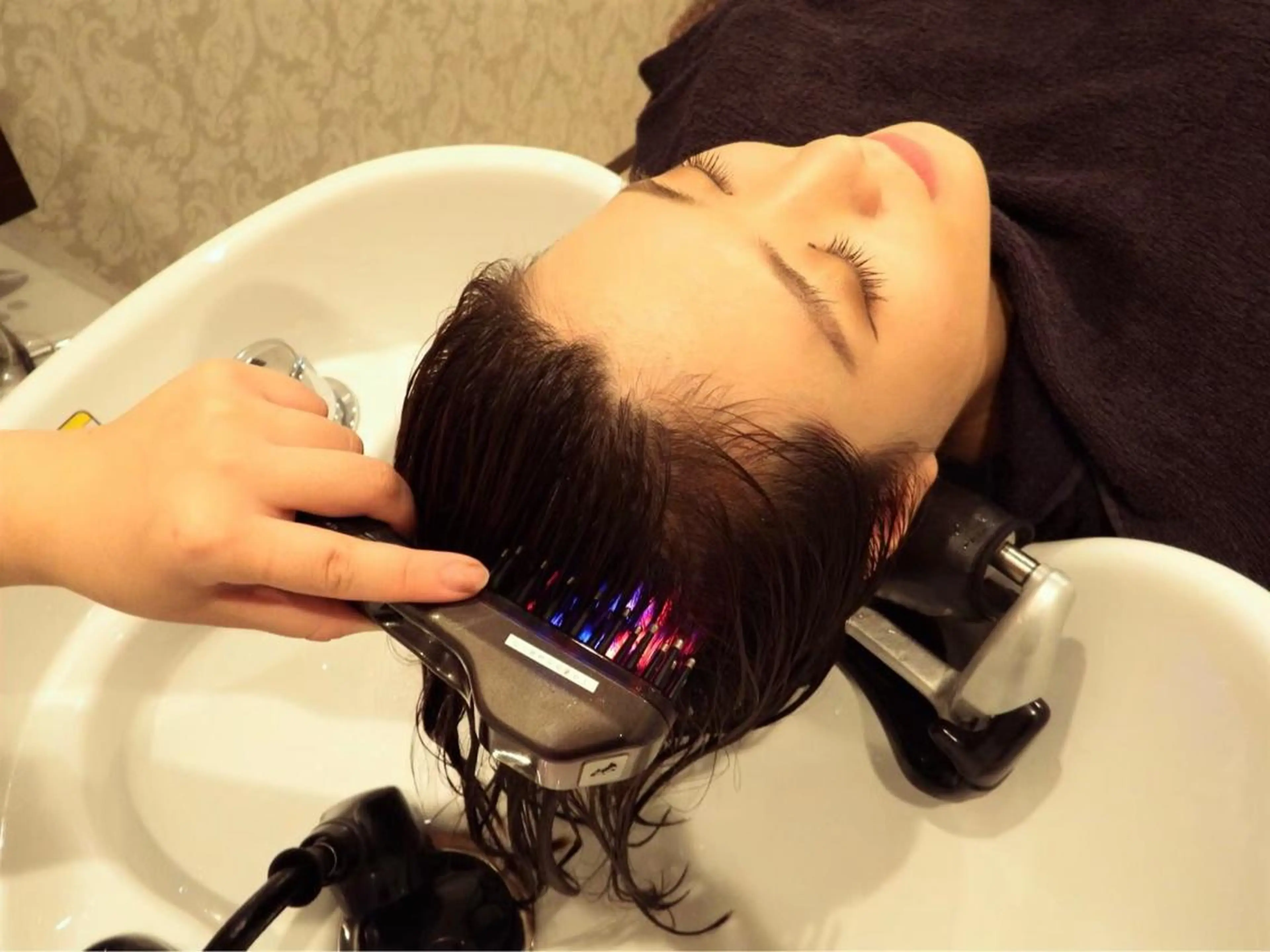 ショート カット ヘアカラー ヘッドスパ 岩崎 裕司のヘアスタイル