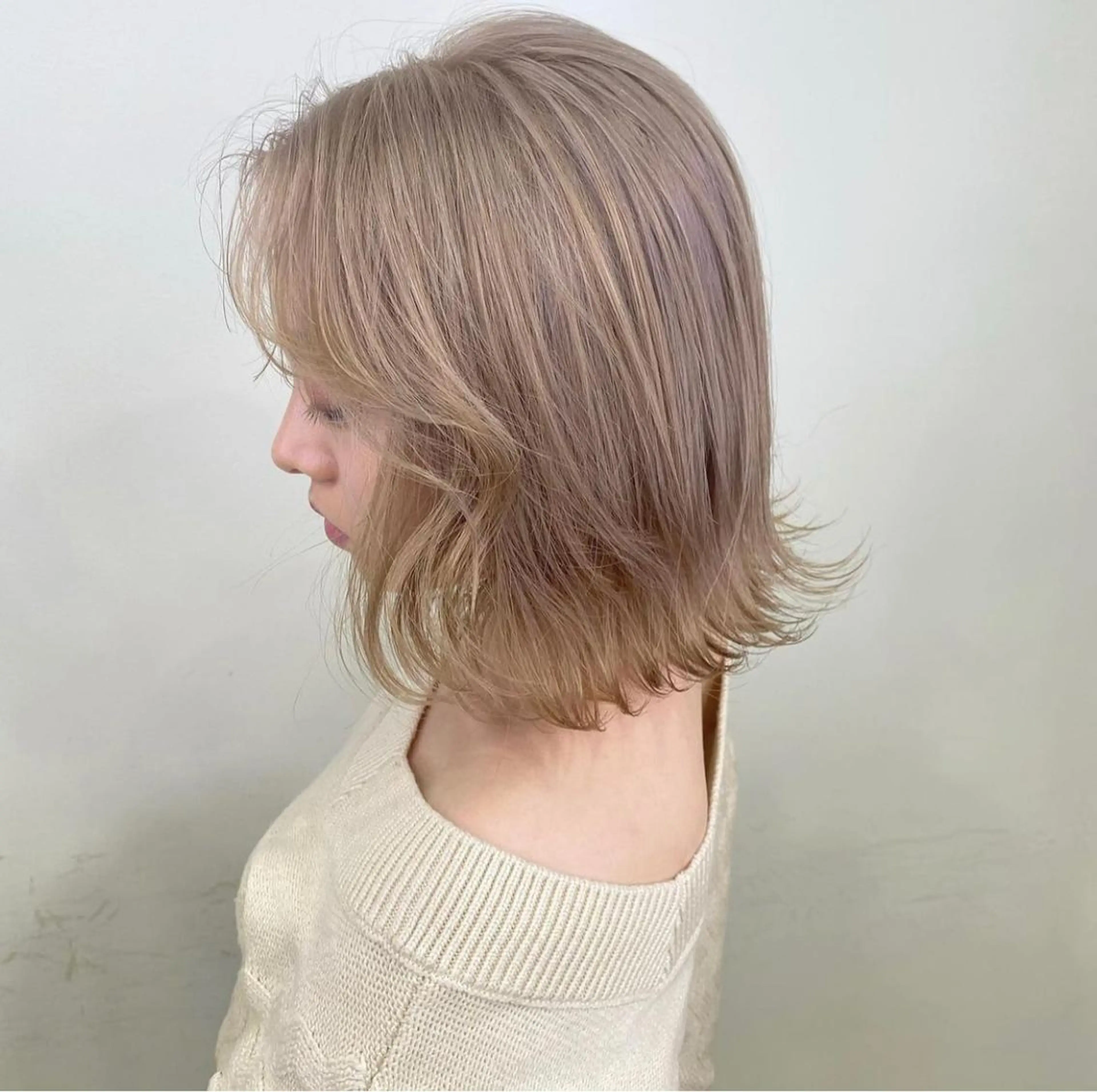 ミディアム 艶髪カラー🫧 髪質改善🪽萩原のヘアスタイル