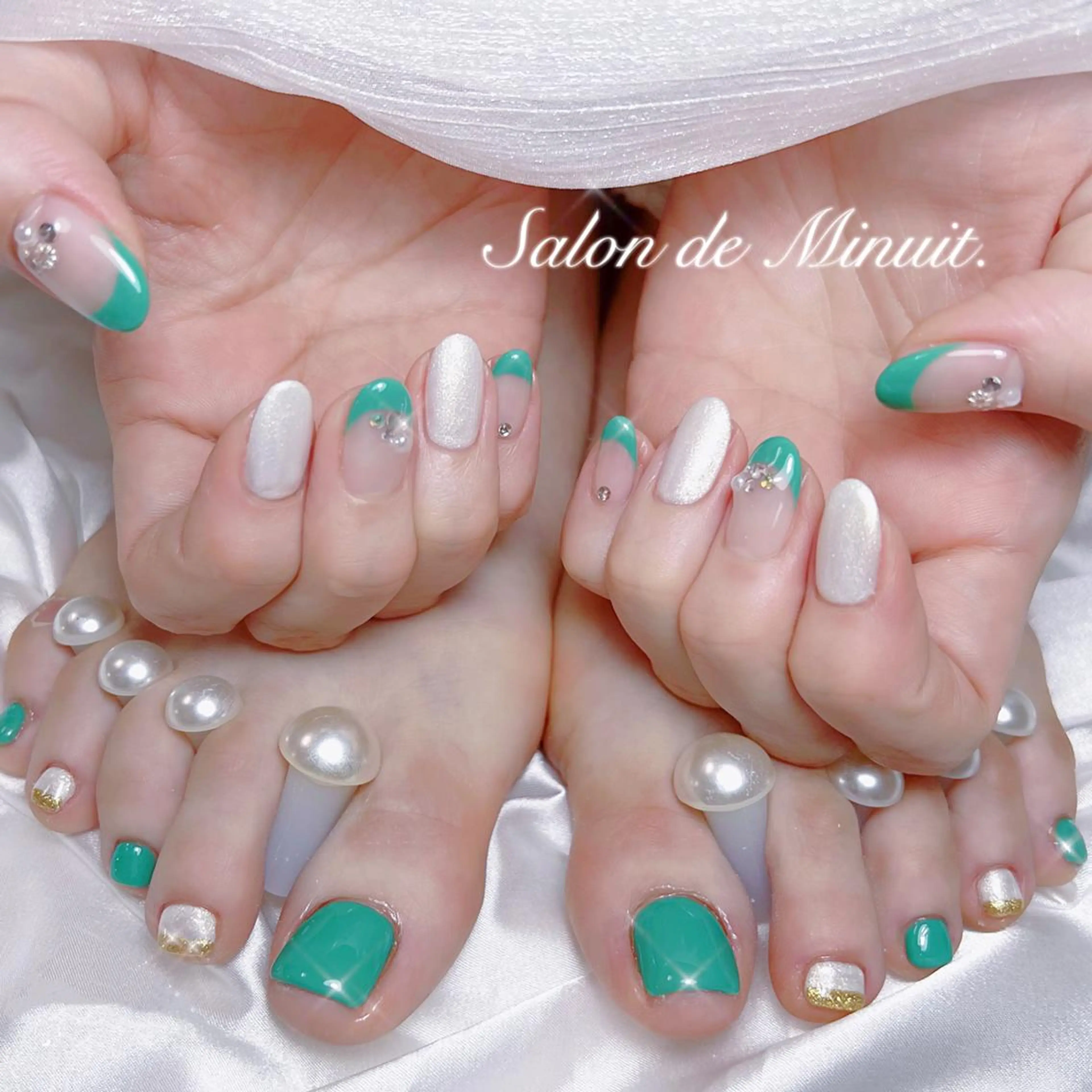 ネイル Alice 🪞のネイルデザイン