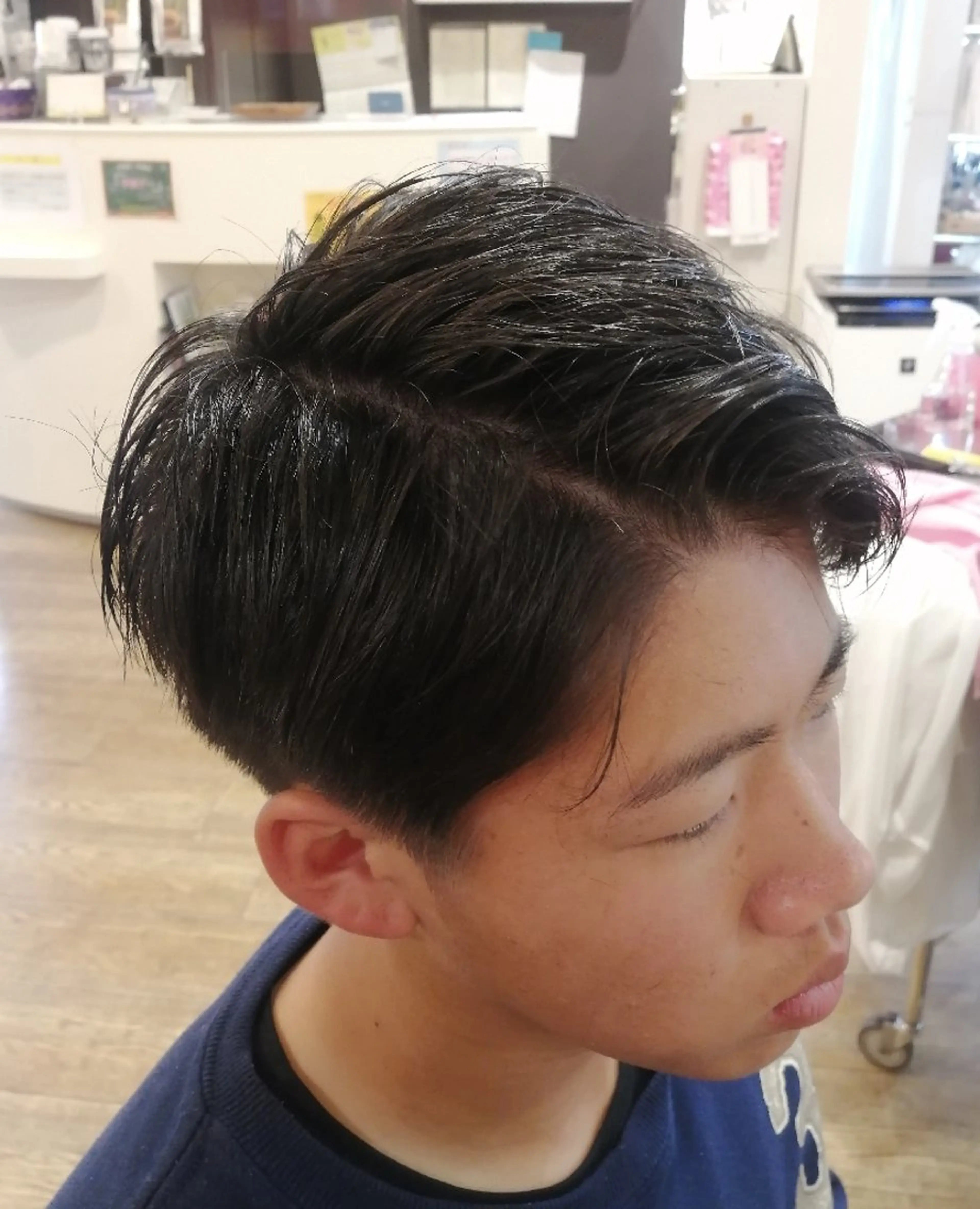 ショート キッズ D/i所属・4店舗フリーランスⅠ Y/no〈夜のスパ〉のヘアスタイル