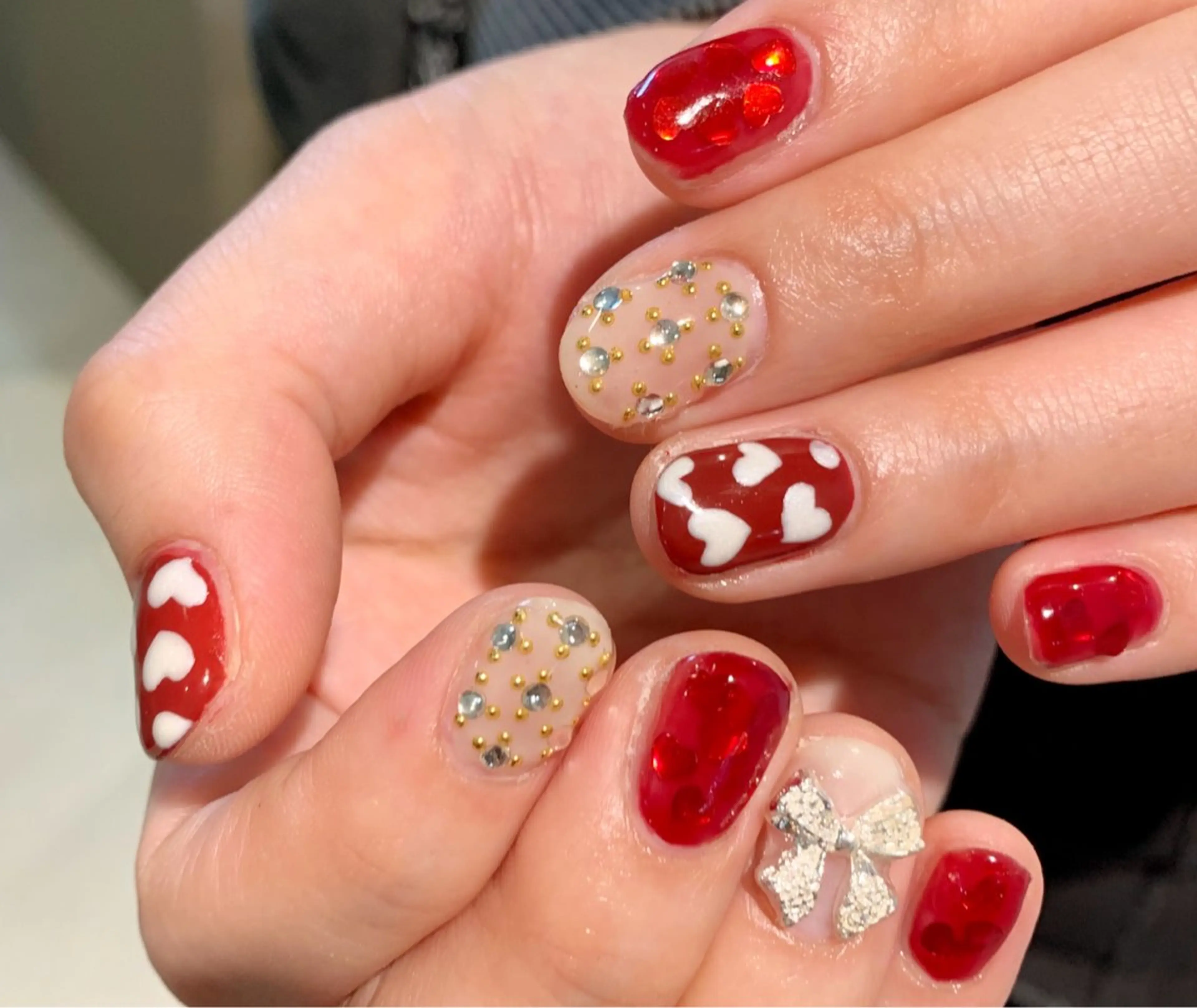 ショート ハンドネイル NAIL SALON FLOR所属・キラキラネイル/ 韓国ネイルMAKIのネイルデザイン