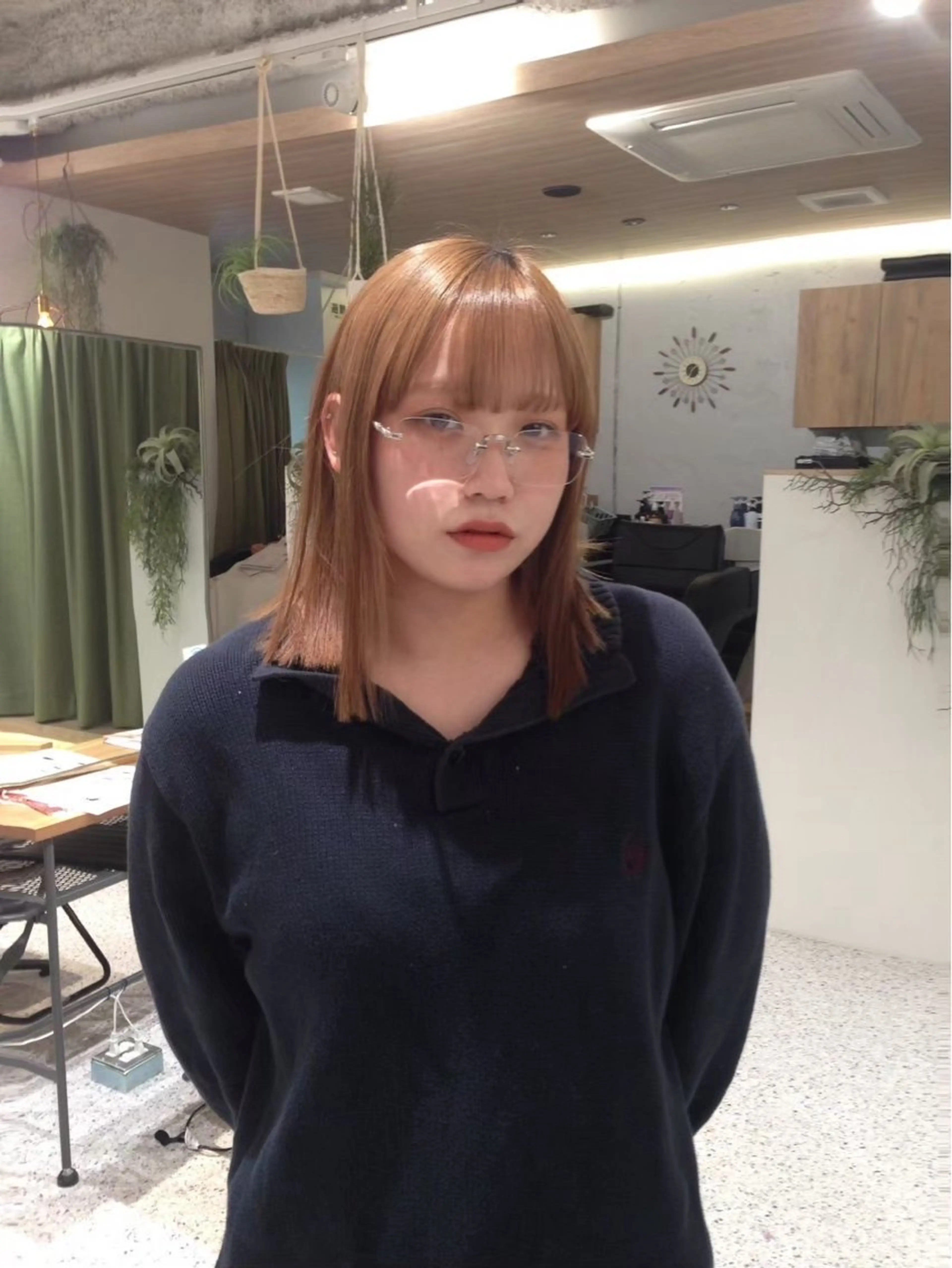 カラー なかもと あおいのヘアスタイル