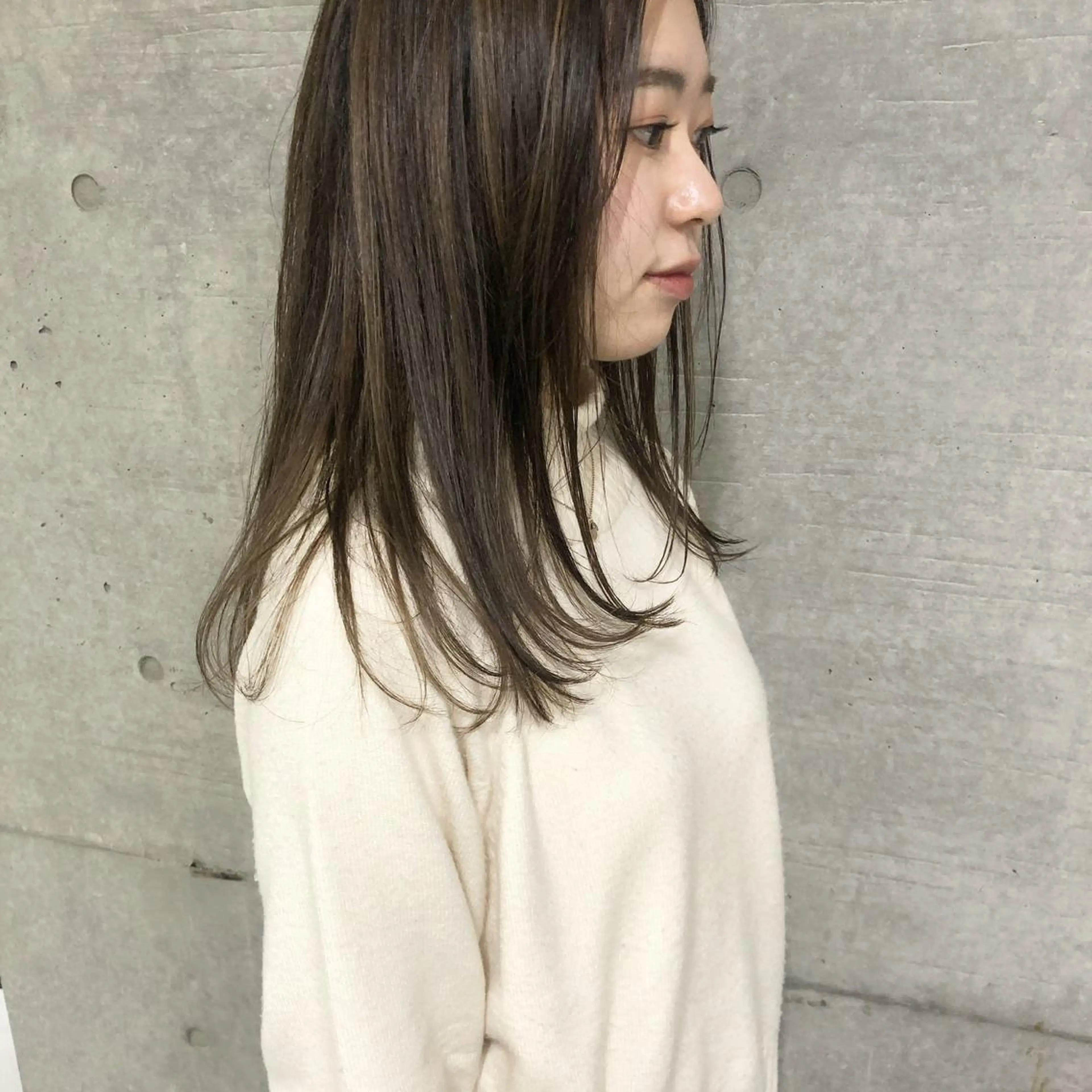 ロング カラー グレージュ ハイライトカラー ハイライト ロング GrandStory SHIBUYA所属・卒業式お呼ばれ🕊️ ヘアセット✴︎ミキのヘアスタイル