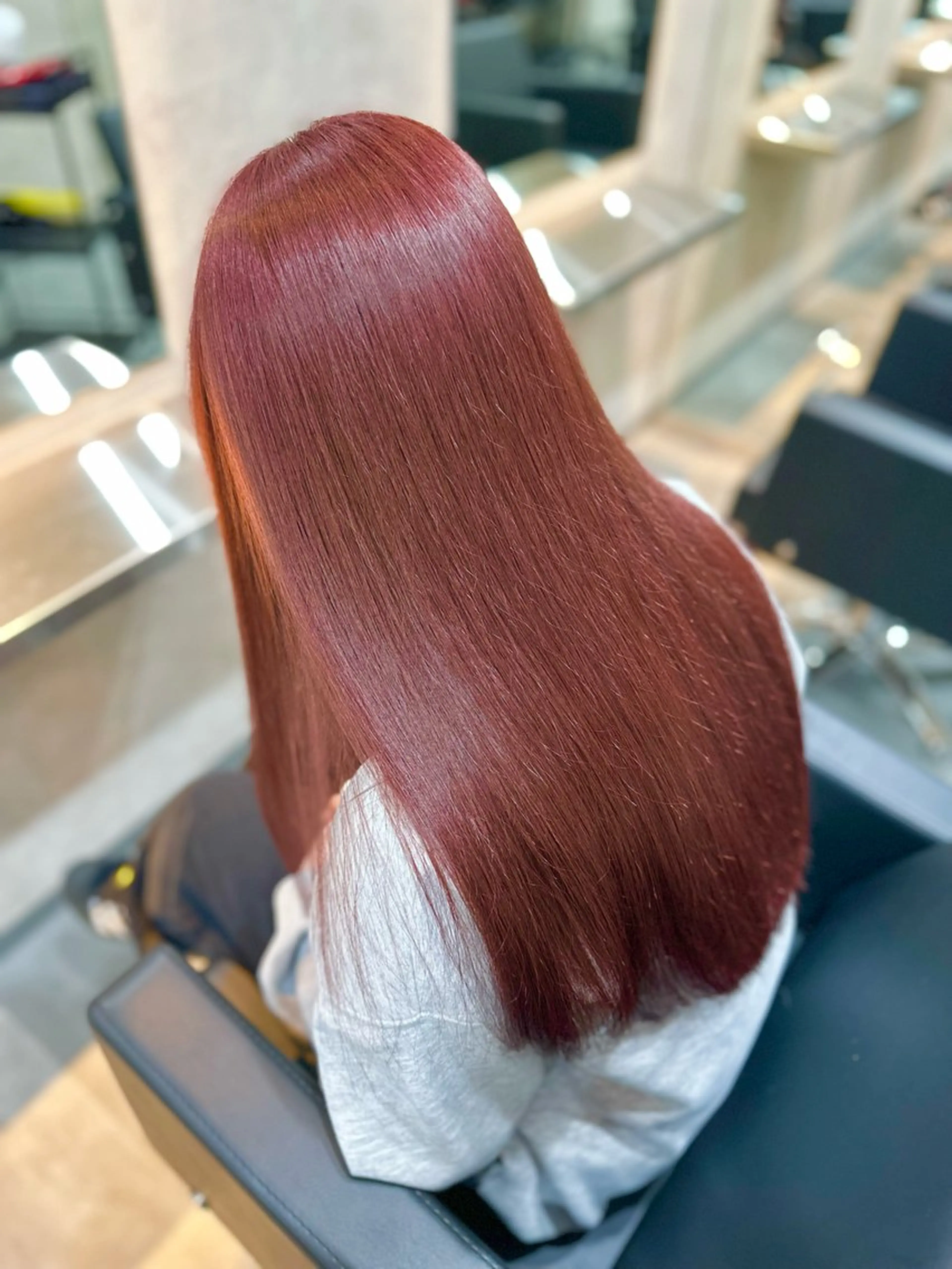 セミロング カラー ヘアアレンジ ボルドーカラー レッドカラー トリートメント ✨小山/ハイトーン/ レイヤー✨中茎涼太のヘアスタイル
