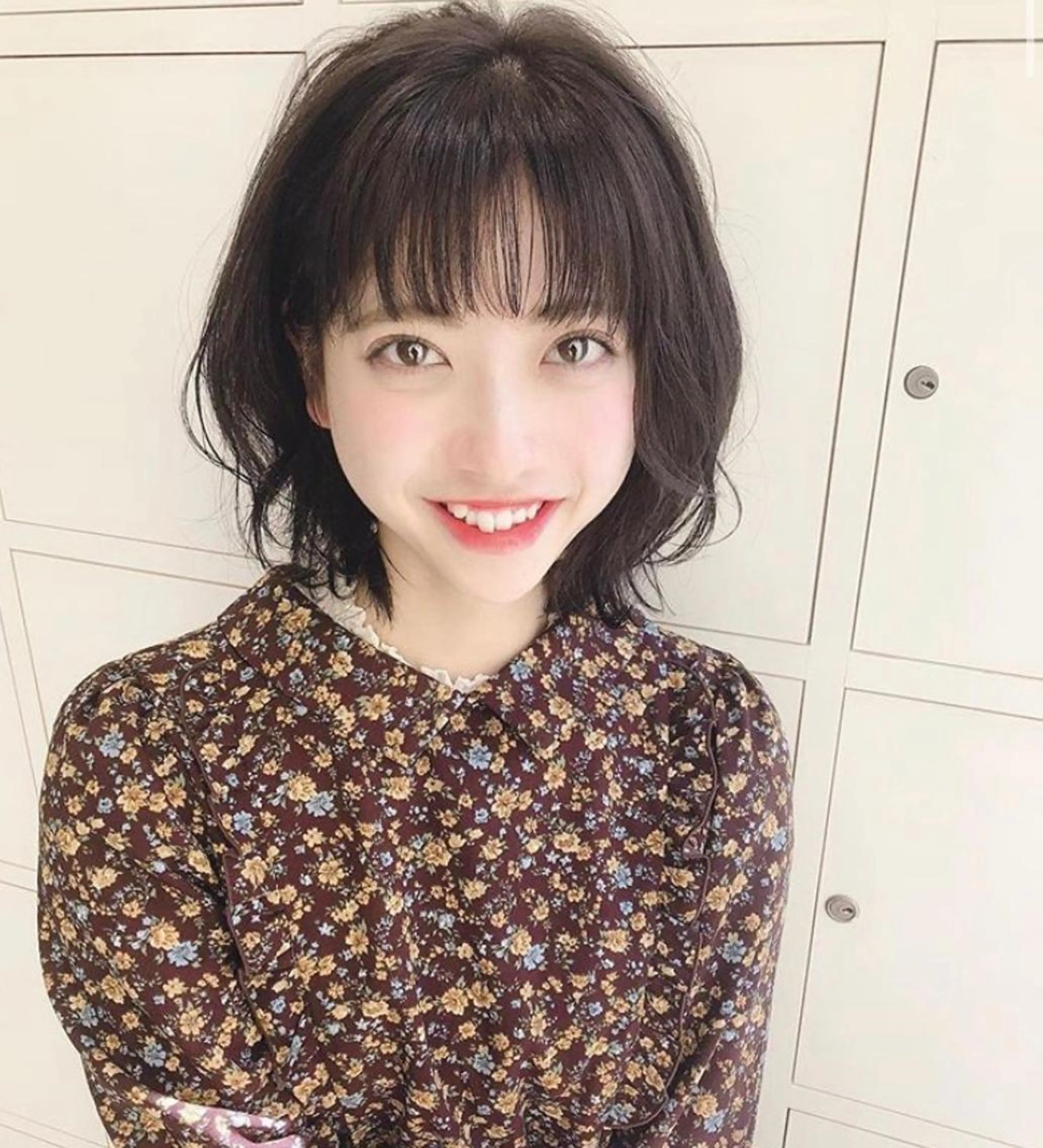 ミディアム 🦋ミルクティーベー ジュ🦋mayukiのヘアスタイル