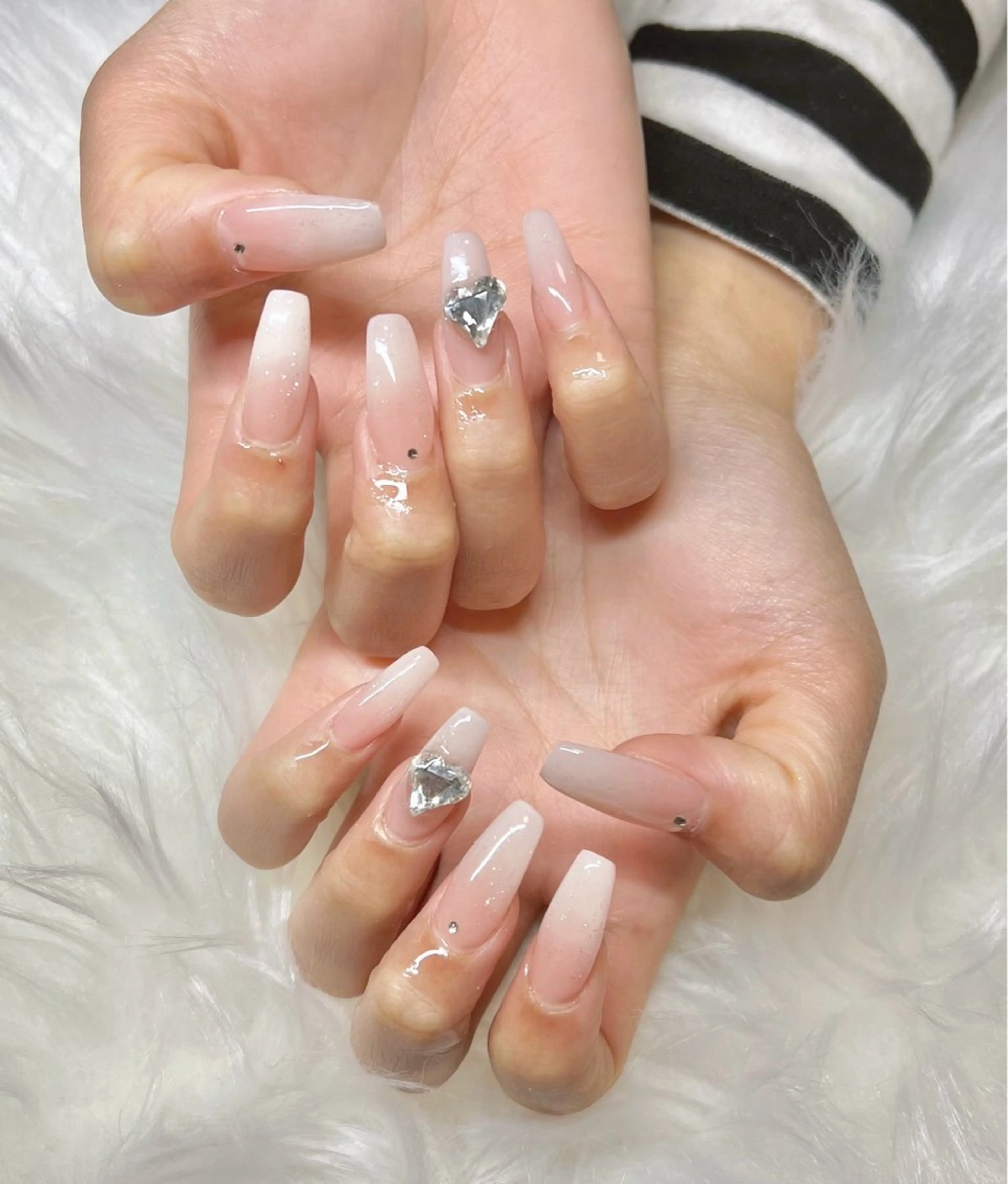 ネイル ハンドネイル CHARME 〔RINA〕のネイルデザイン