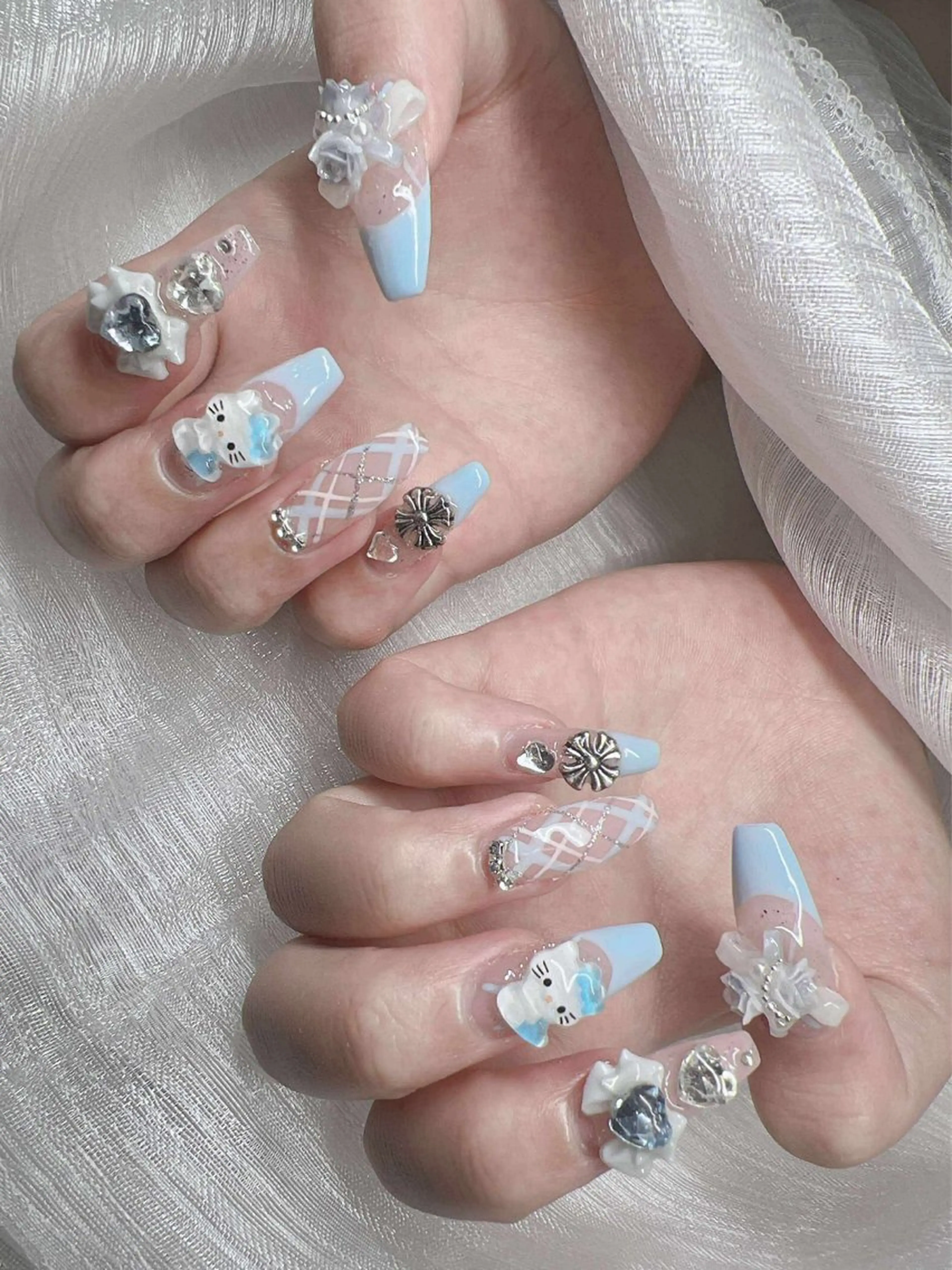 ネイル 長さ出し グラデーション 卒業式 キラキラネイル マグネットネイル ハンドネイル Lee Nailsのネイルデザイン