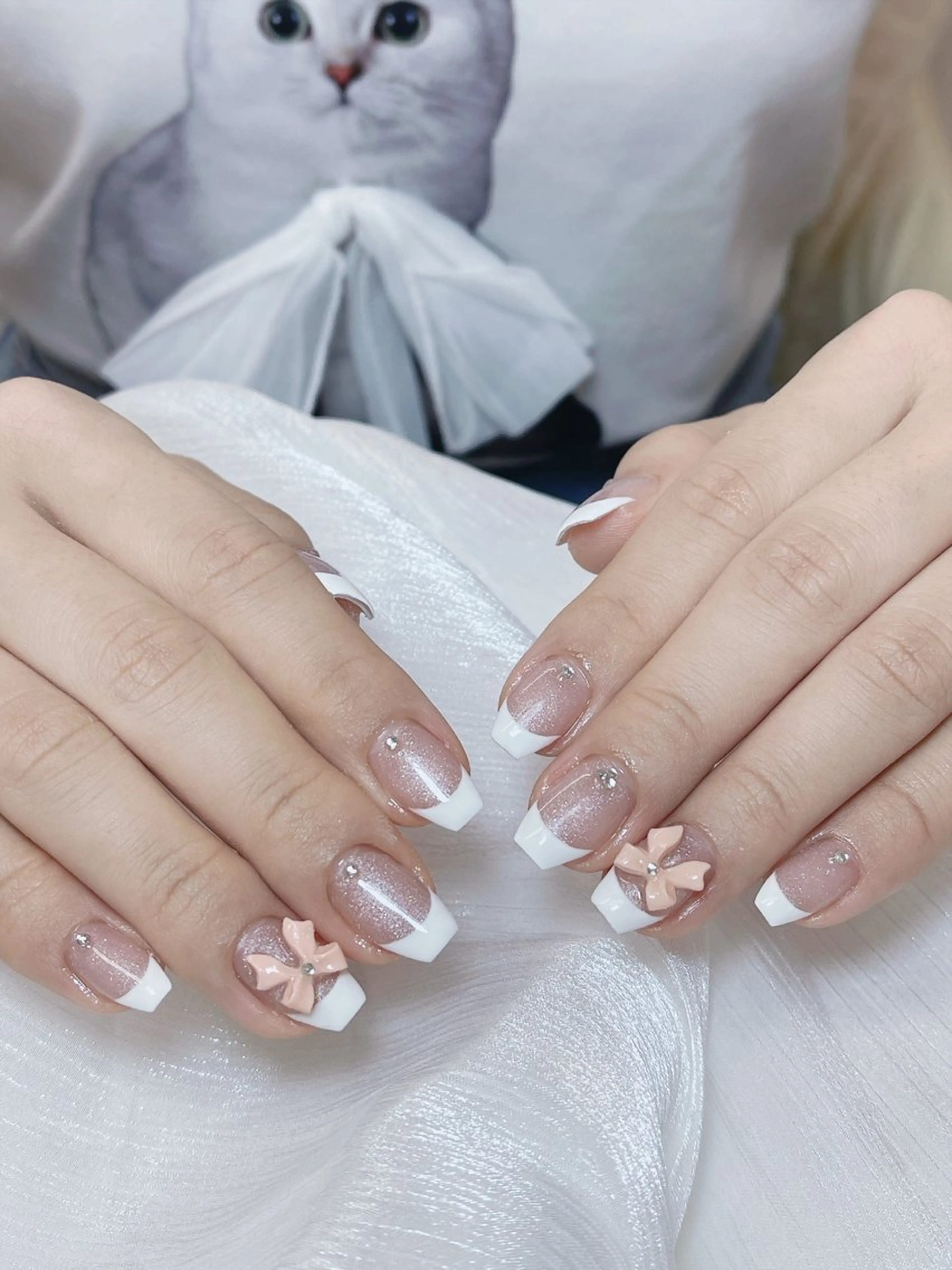 ネイル チークネイル フレンチネイル グラデーション キラキラネイル 韓国ネイル ハンドネイル DUO MI所属・DUO   MI nail salonのネイルデザイン