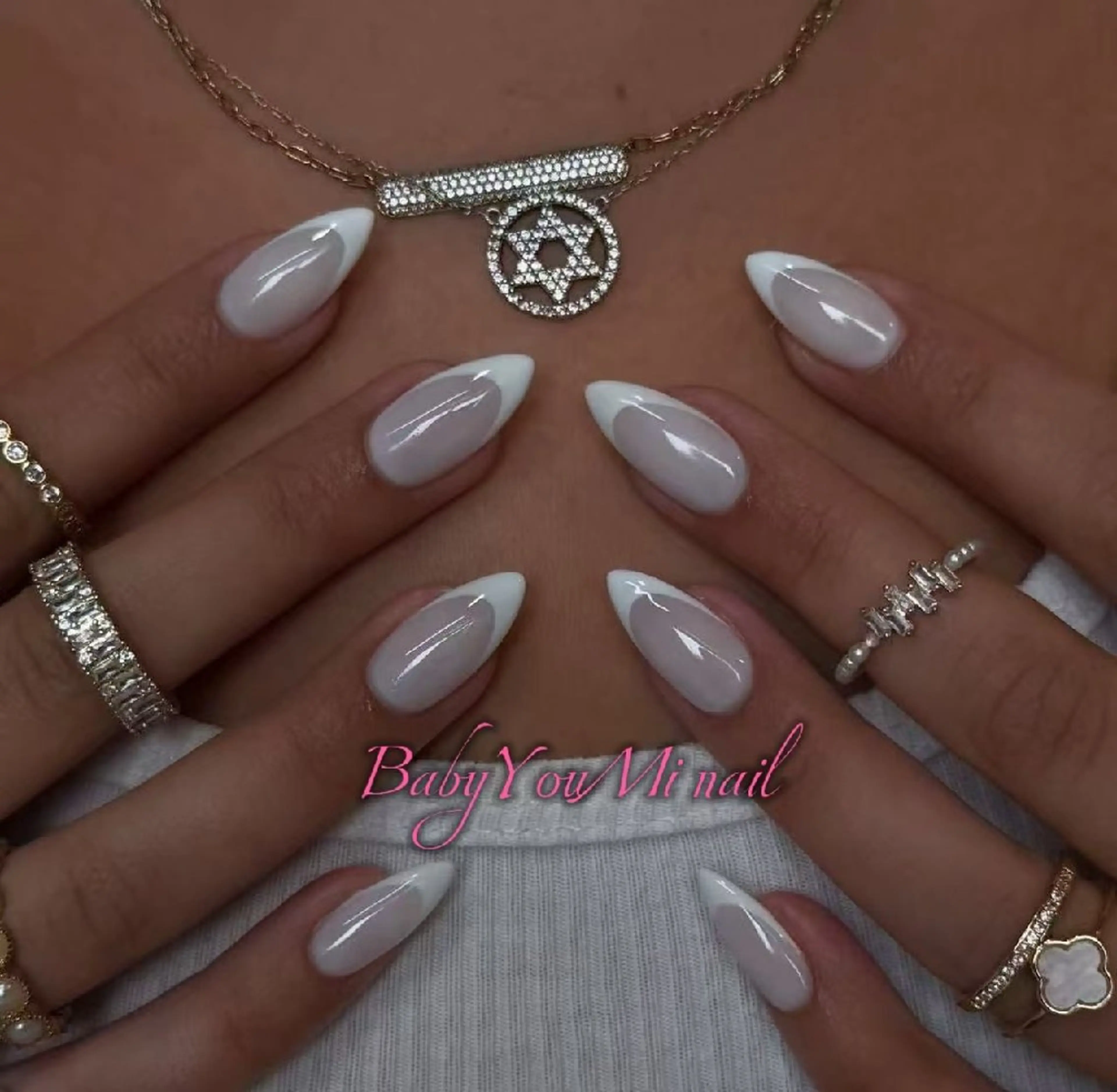 ネイル オーロラネイル フラワーネイル フットネイル フレンチネイル ジェルネイル ハンドネイル Oomiya 服部のネイルデザイン