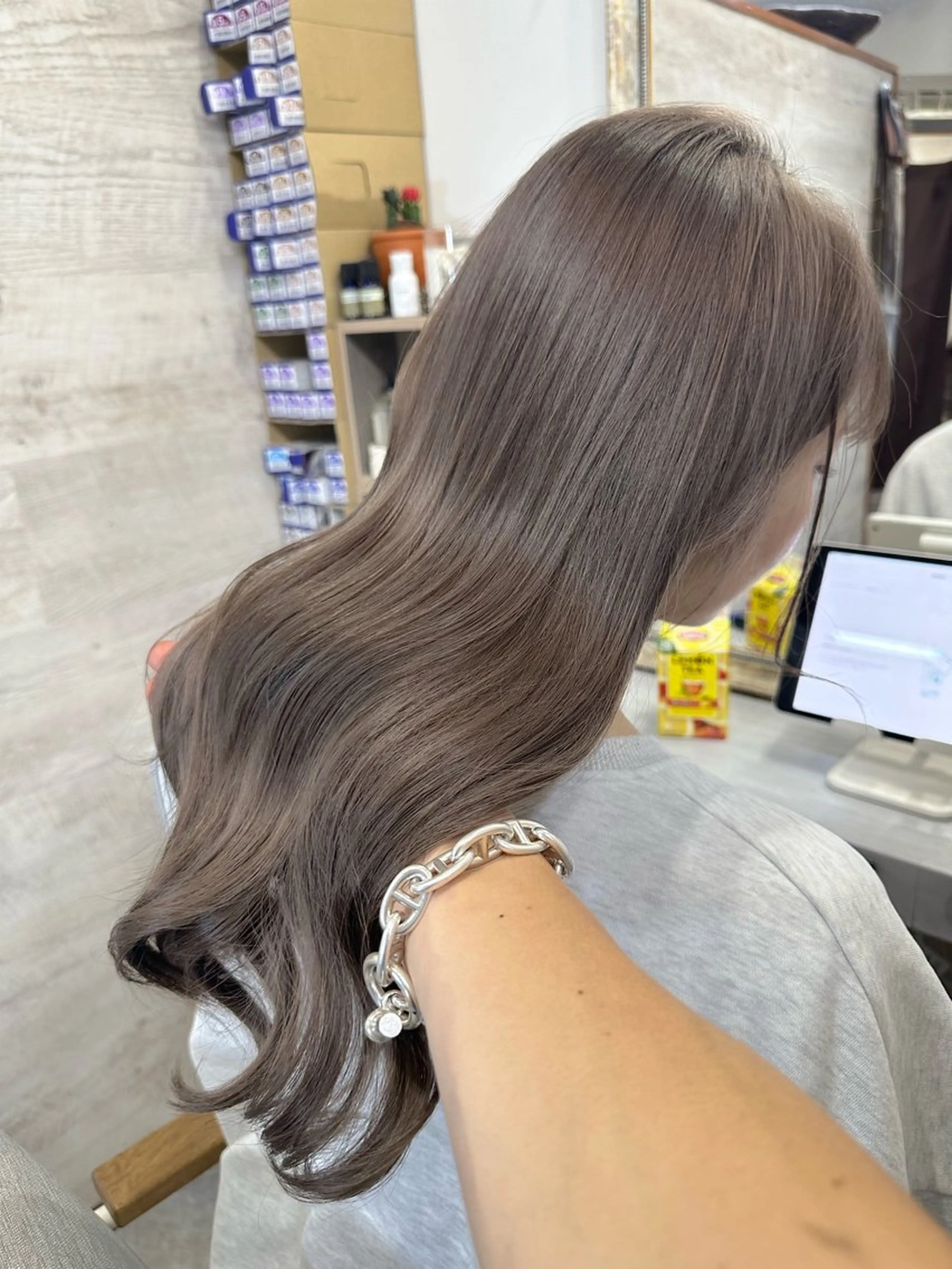 ミディアム カラー カット ヘアカラー トリートメント Fbeauty所属・ブリーチ koheiのヘアスタイル