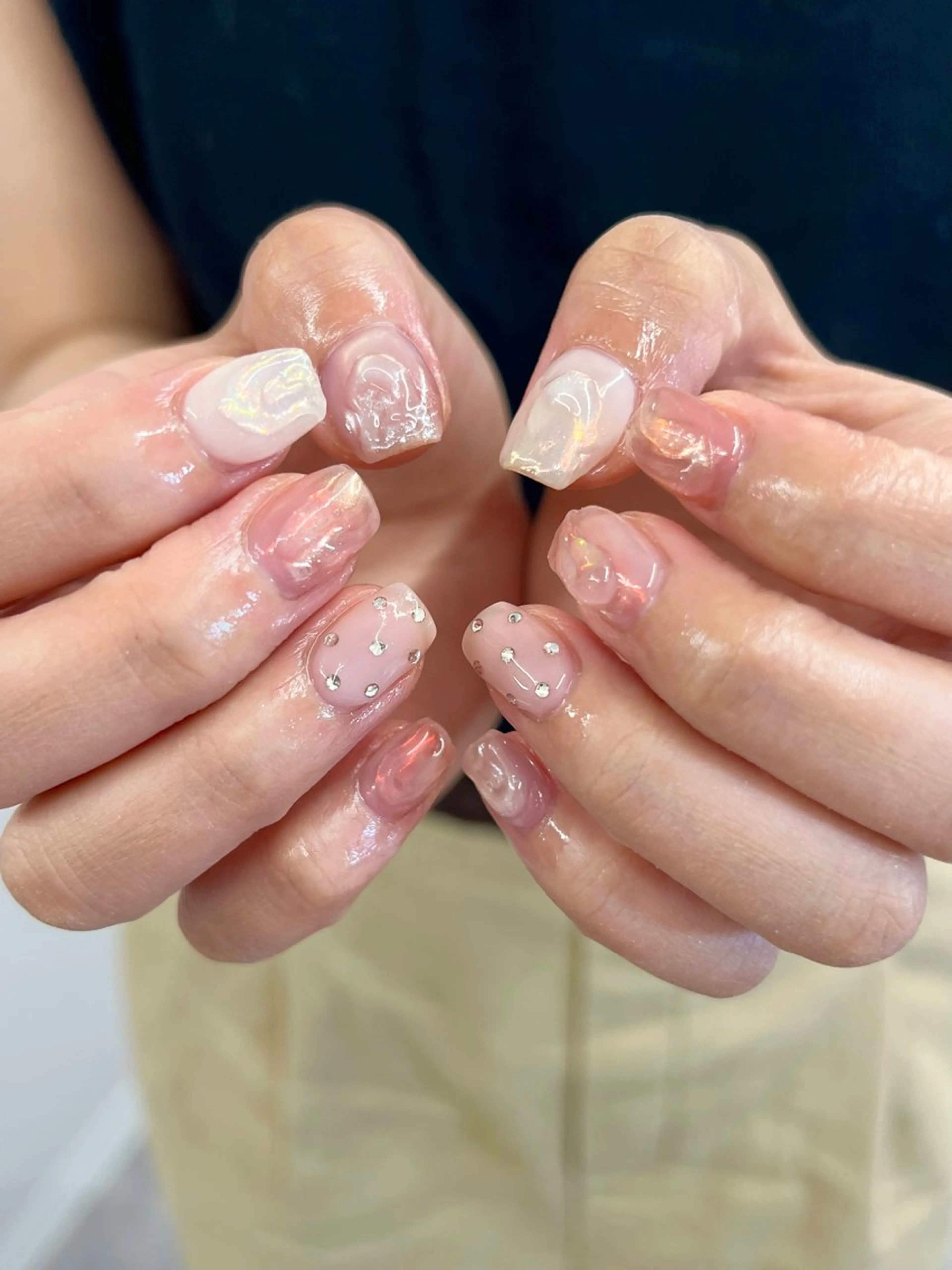 ネイル オーロラネイル ジェルネイル マグネットネイル ニュアンスネイル パラジェル ハンドネイル ハンドケア Bana_ Nailのネイルデザイン
