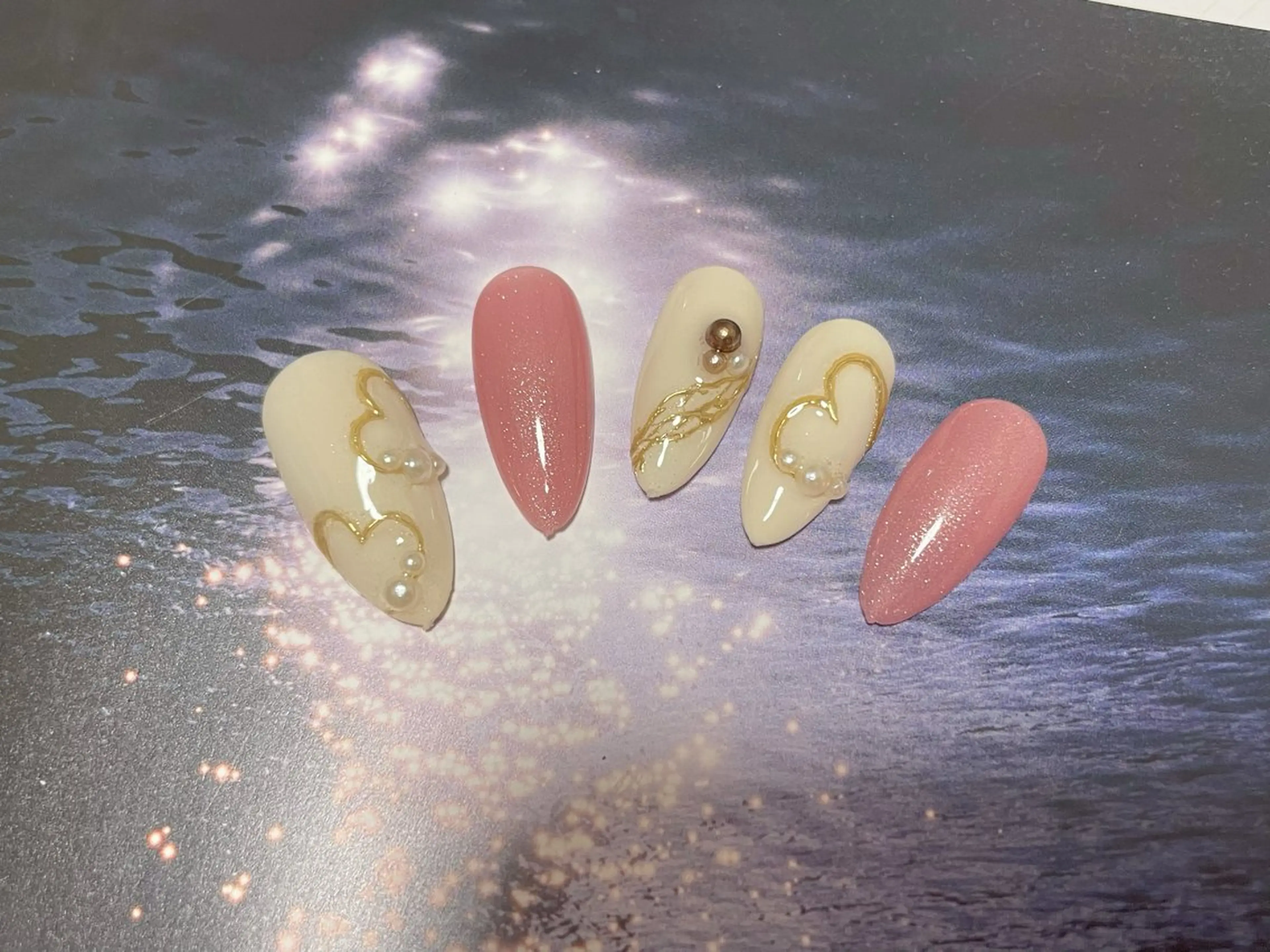 ネイル アートネイル ハート ハンドネイル エン Nail salonのネイルデザイン