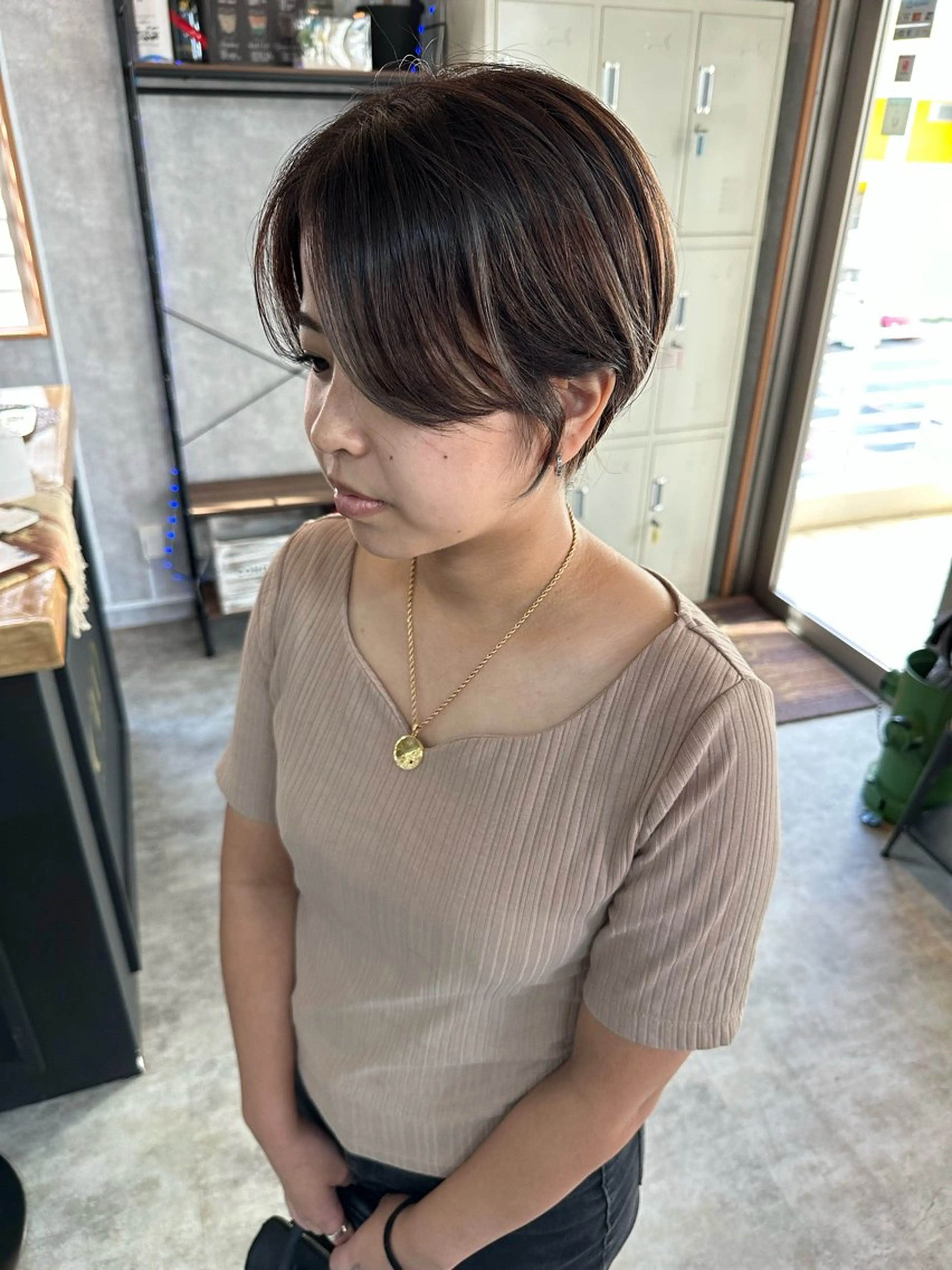 ショート 切りっぱなしボブ ショートボブ ハンサムショート 丸みショート ボブ カット ヘアカラー トリートメント C’LD hair  produce /シールドヘア所属・モテ髪/ボブ/ショー ト/アダチフウトのヘアスタイル
