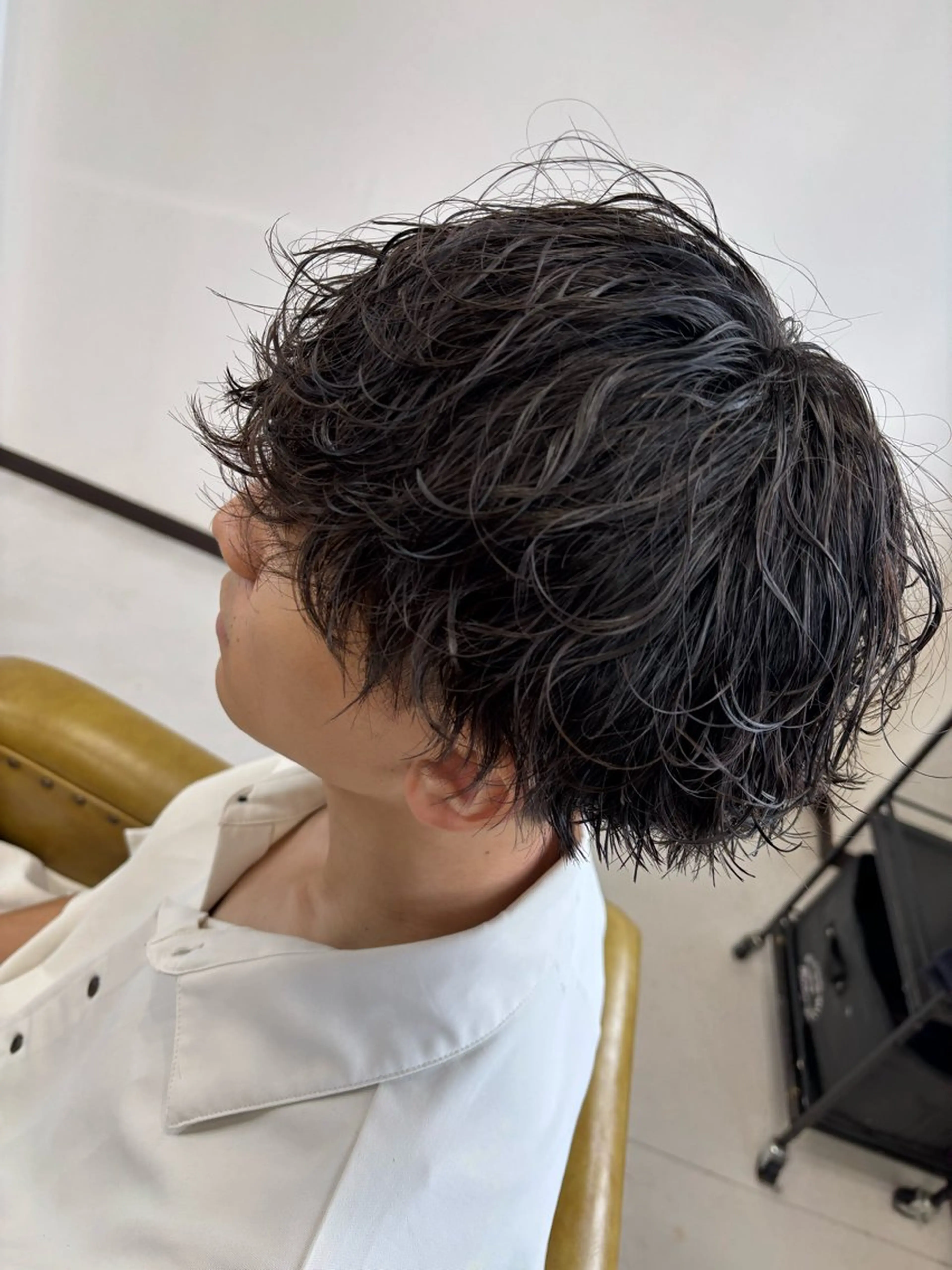 ショート パーマ メンズ メンズパーマ 波巻きパーマ カット パーマ トリートメント 峯 渉人のヘアスタイル