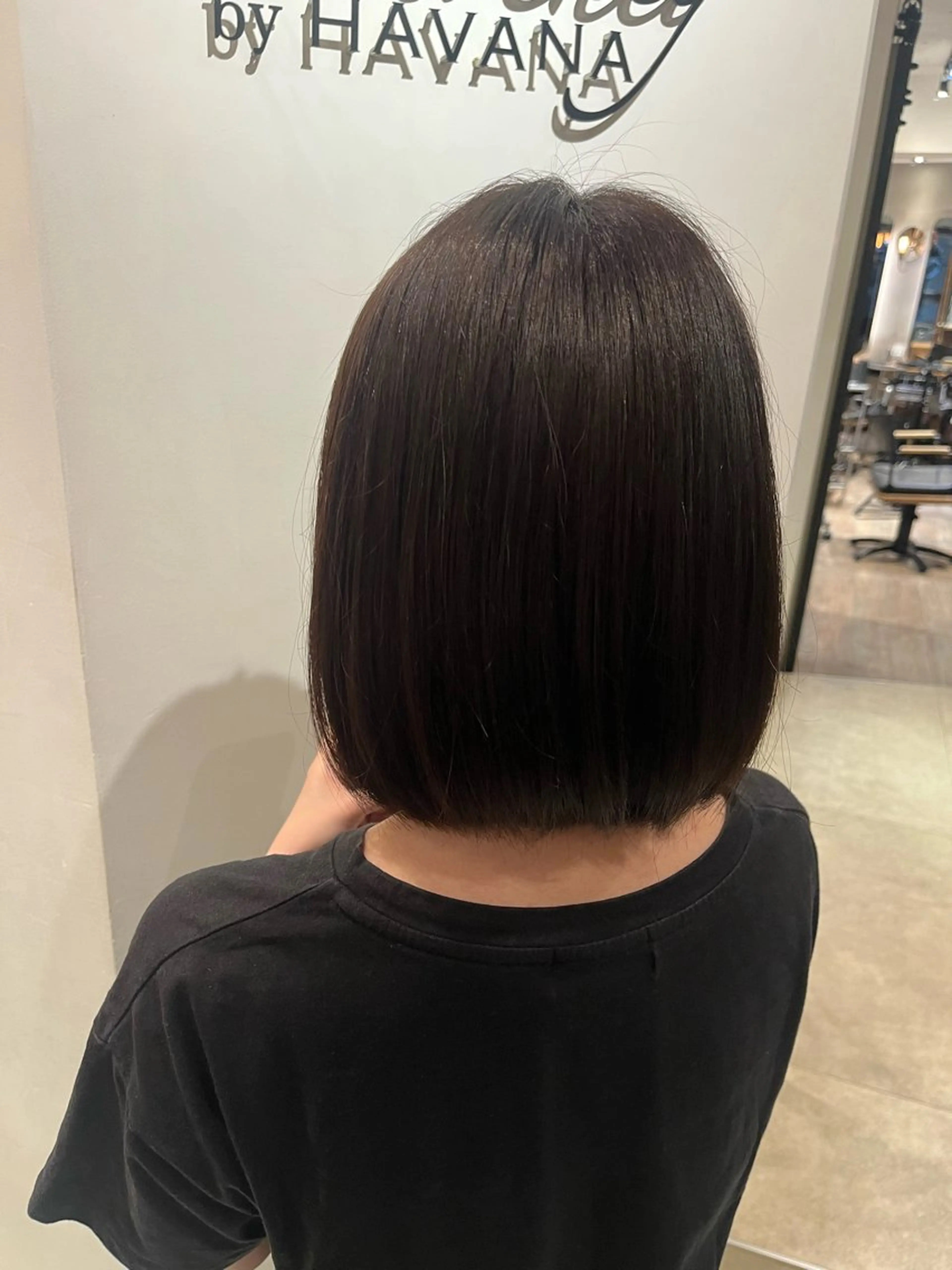ショート カラー ボブ 和 真のヘアスタイル