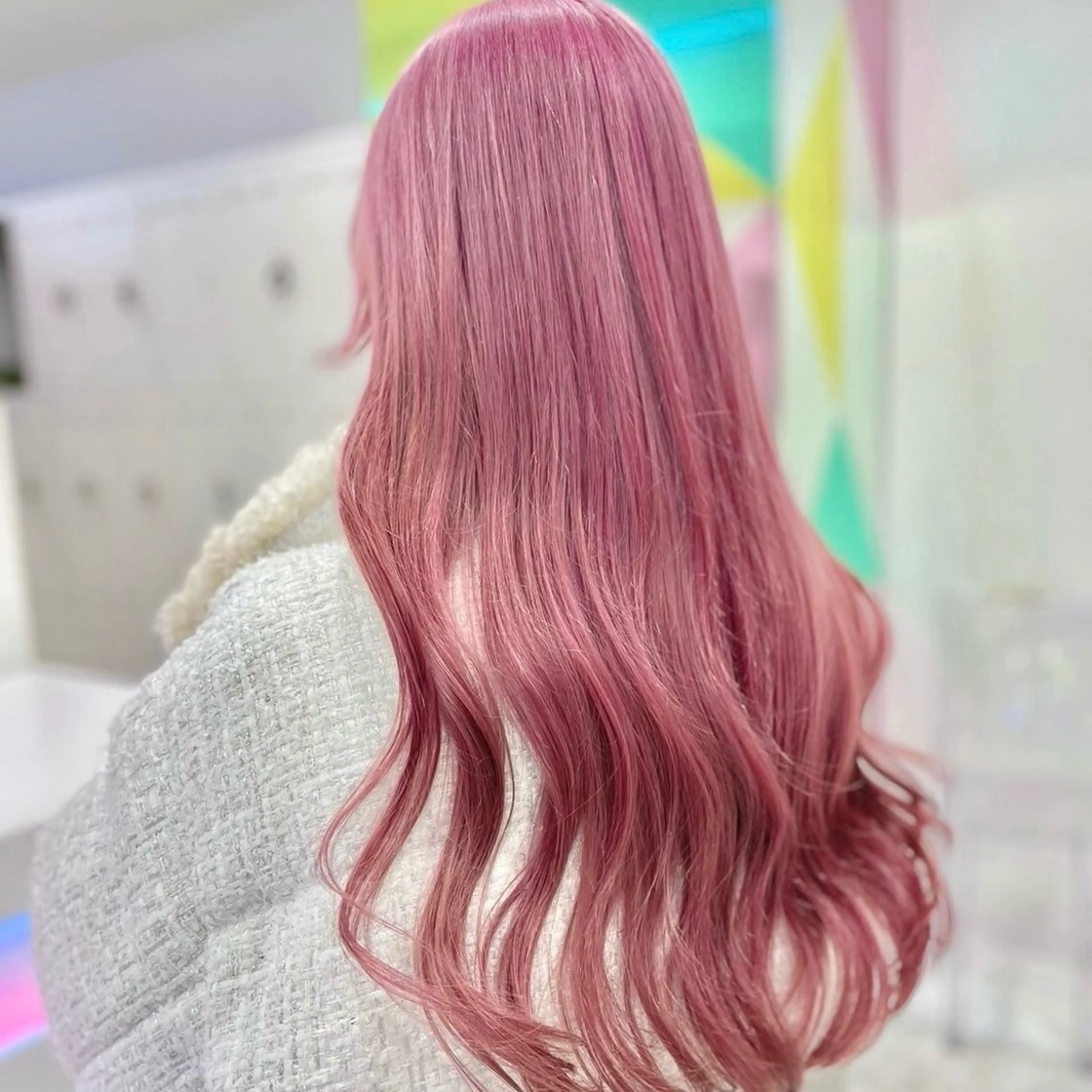 ロング カラー モテガーリー🎀ピン クヘア/SHIONEのヘアスタイル