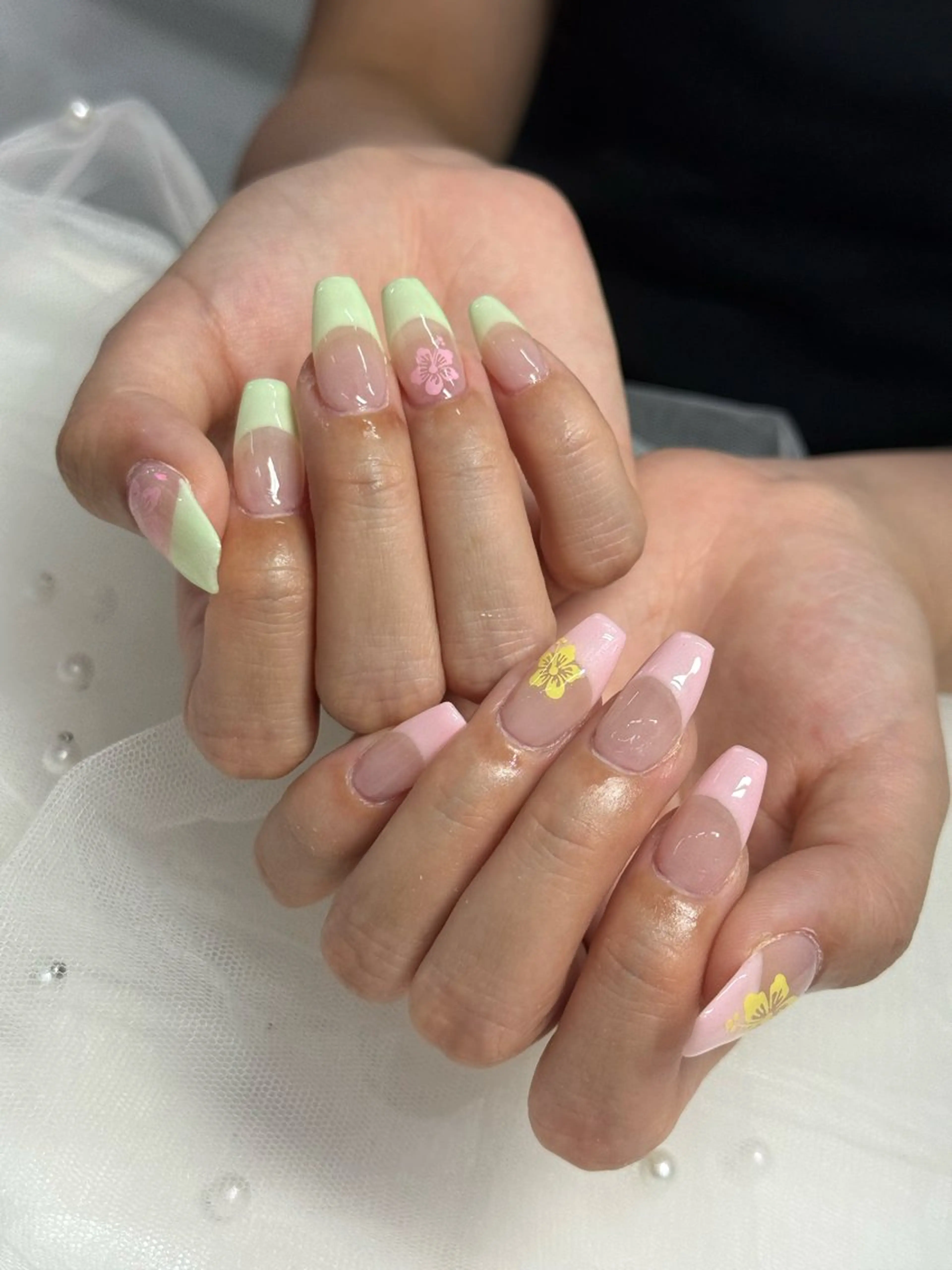 ネイル フレンチネイル ハンドネイル WOLTOKYO yunaのネイルデザイン