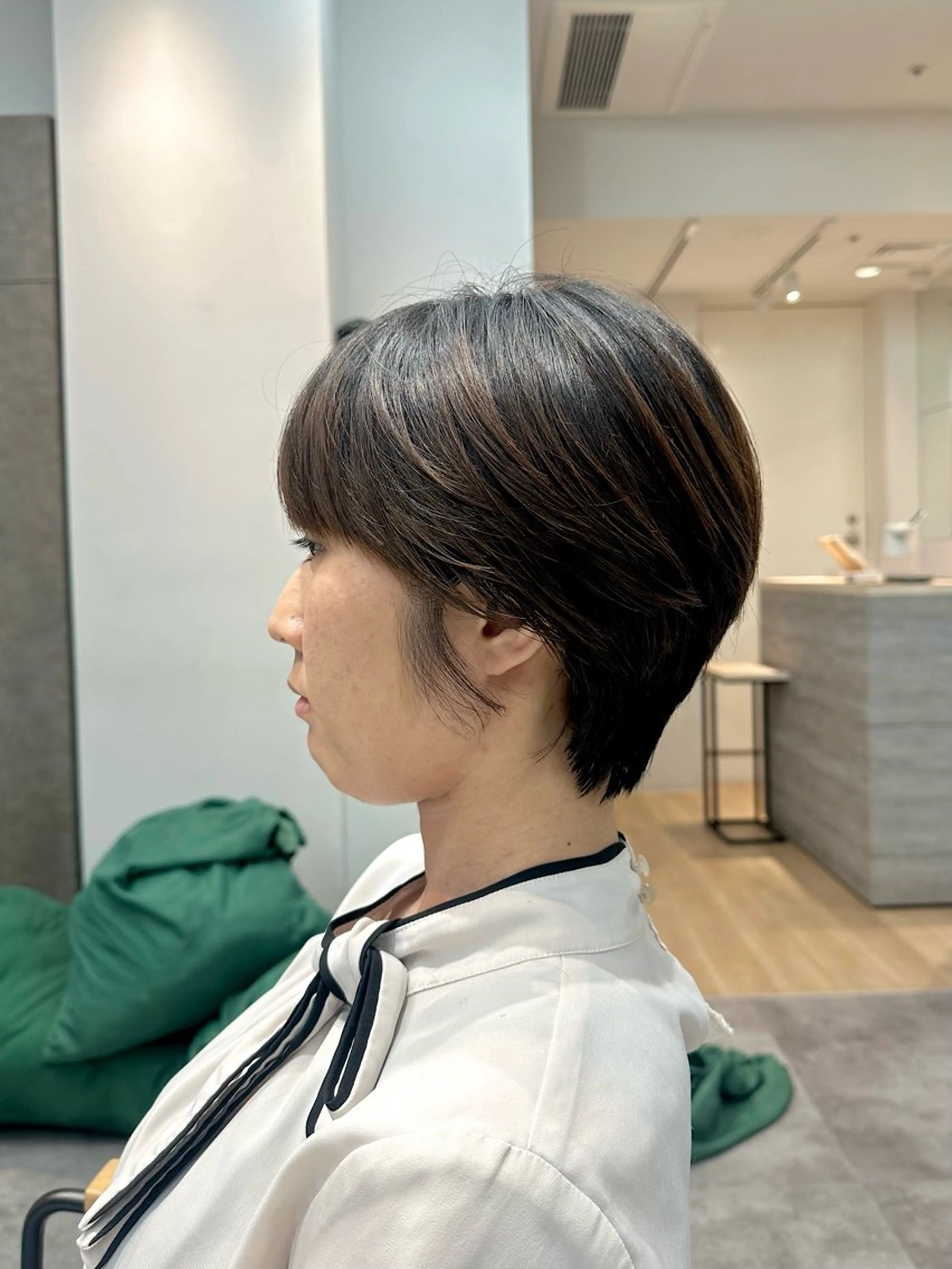 ショート 顔周りカット ショートヘア カット ごとう さなのヘアスタイル