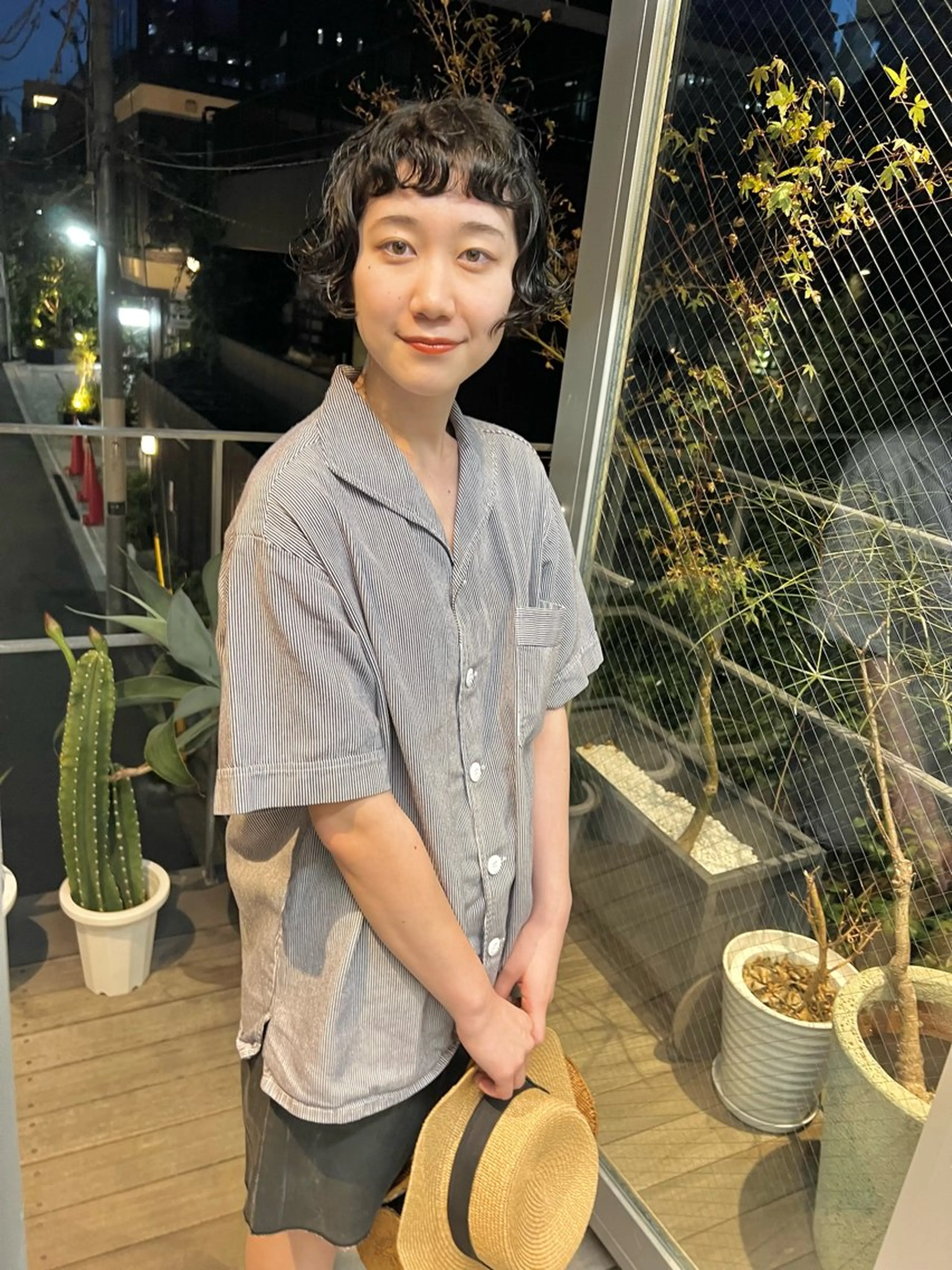 ショート パーマ くせ毛 オン眉 カット パーマ トリートメント sakoda shunkiのヘアスタイル