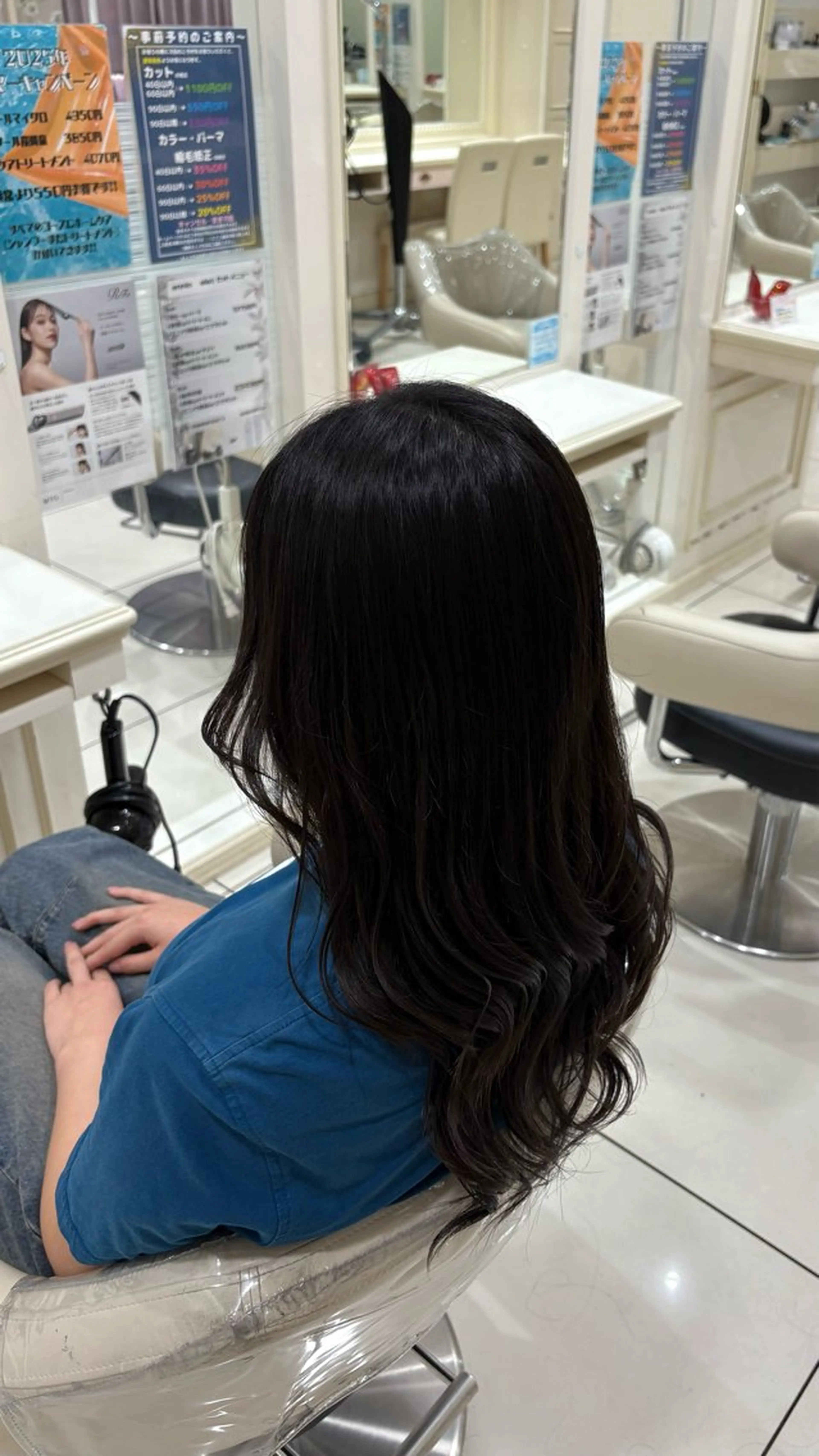 ワンカラー＋ヘアセットの写真